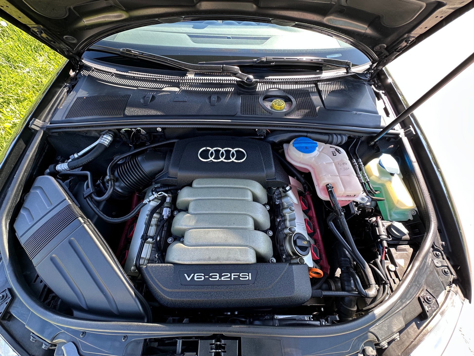 AUDI 3.2 V6 quattro-image-8