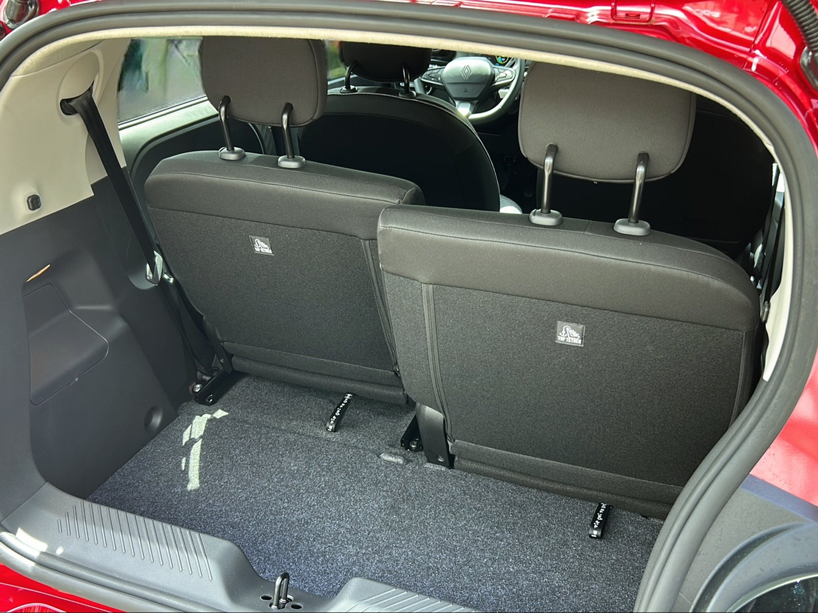RENAULT Twingo E-Tech Urban Range techno-image-10