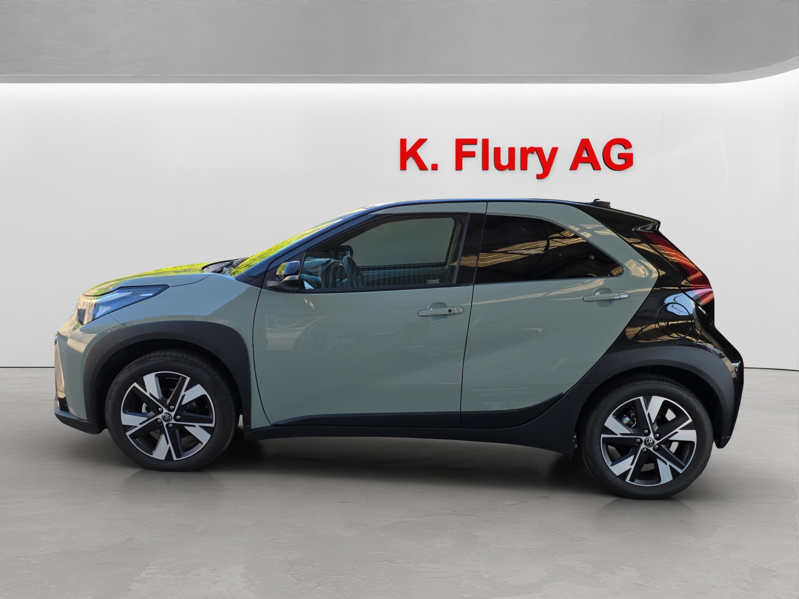 TOYOTA Aygo X 1.5 Hybrid Trend CVT-image-1