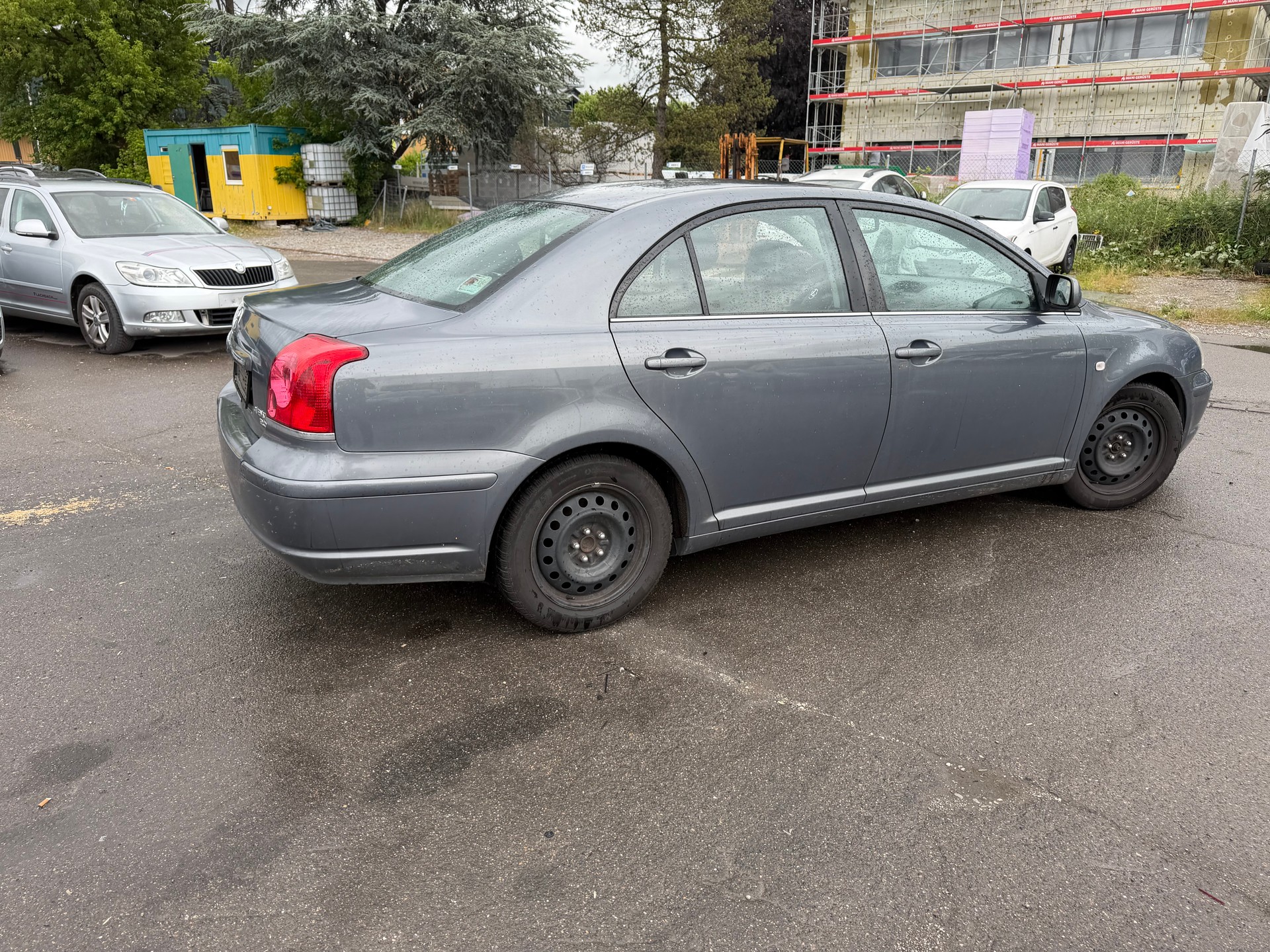 TOYOTA Avensis 2.0 D4 VVT-i Linea Sol Sedan-image-4