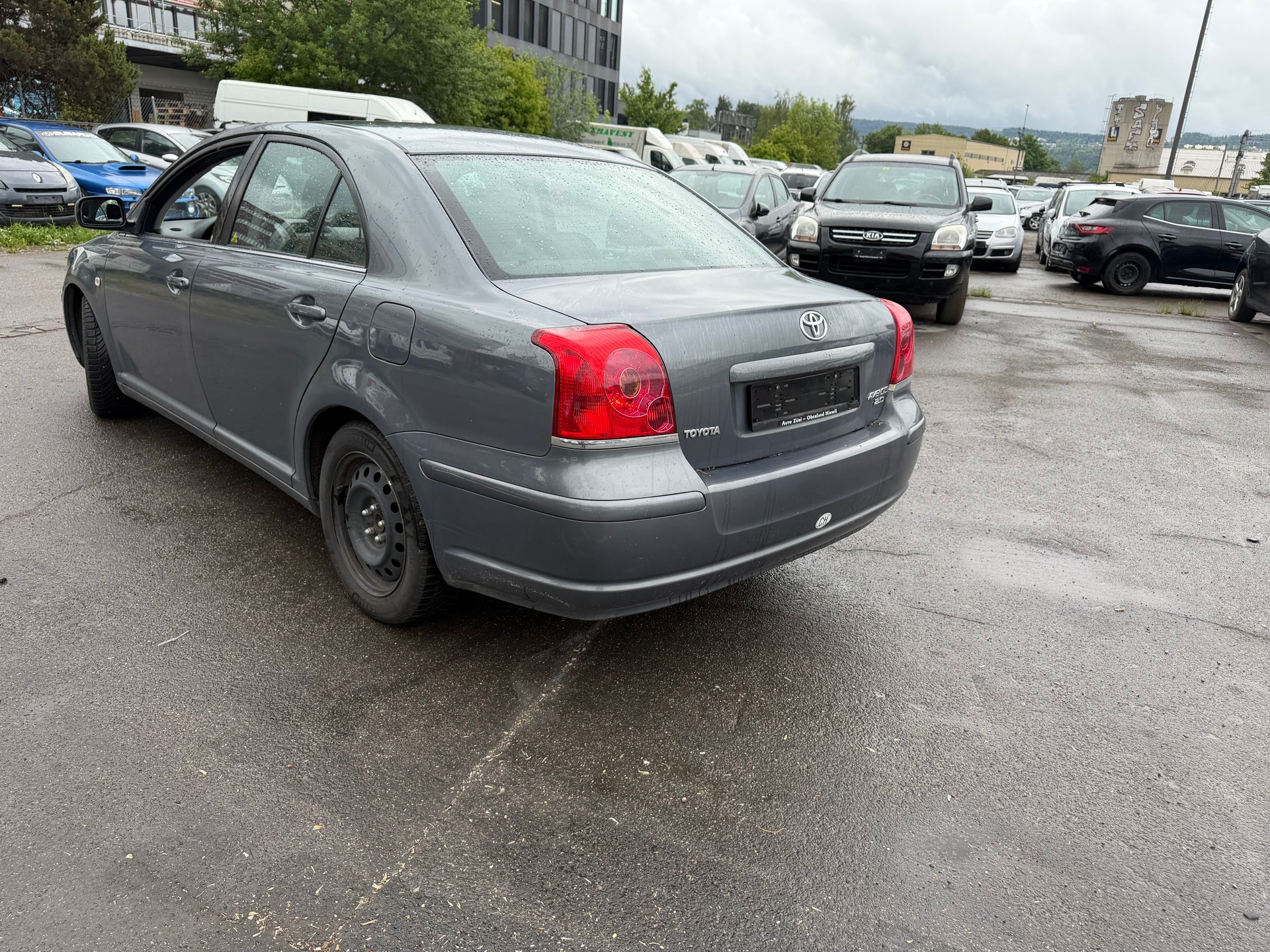TOYOTA Avensis 2.0 D4 VVT-i Linea Sol Sedan-image-6