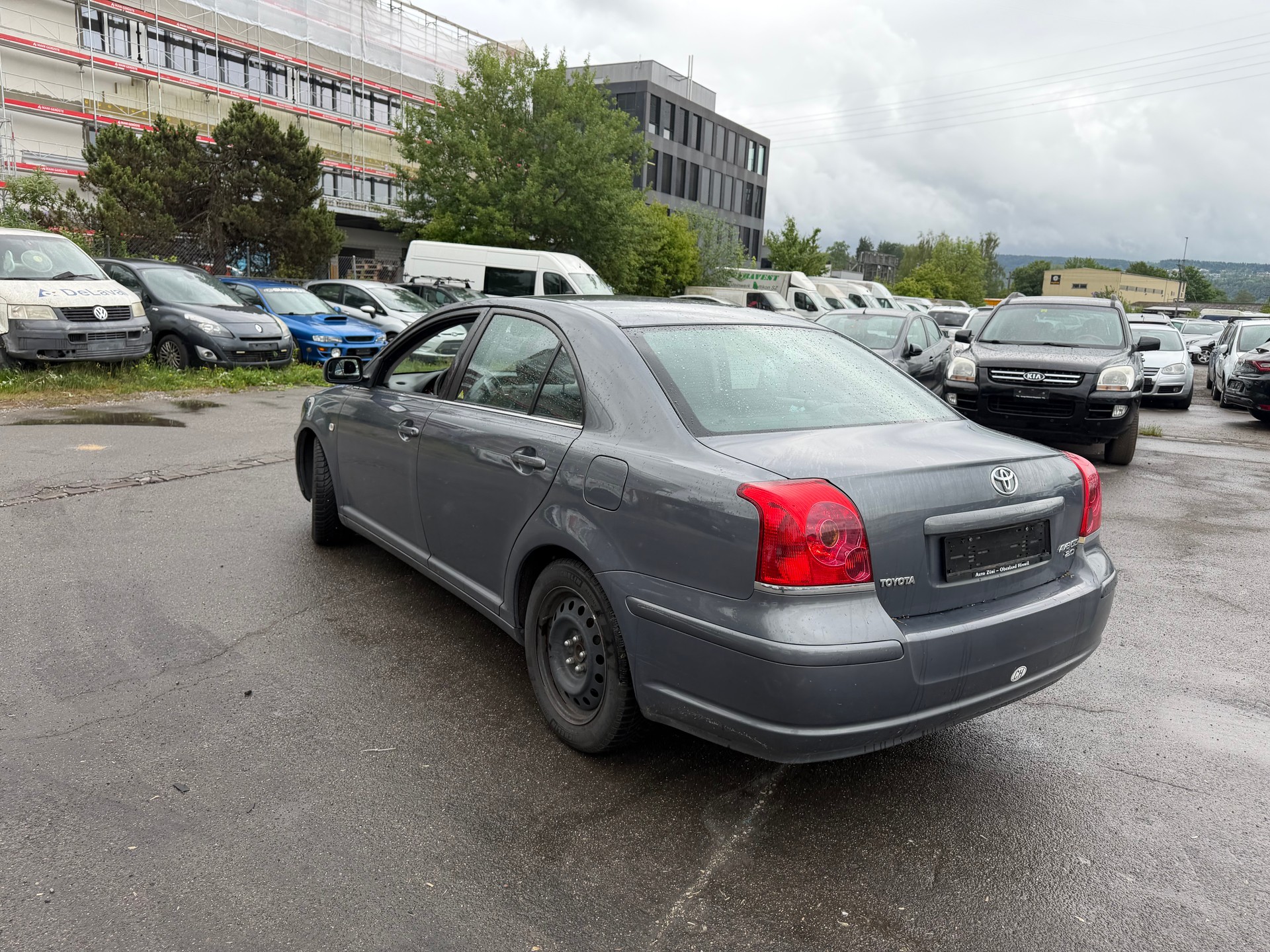 TOYOTA Avensis 2.0 D4 VVT-i Linea Sol Sedan-image-8