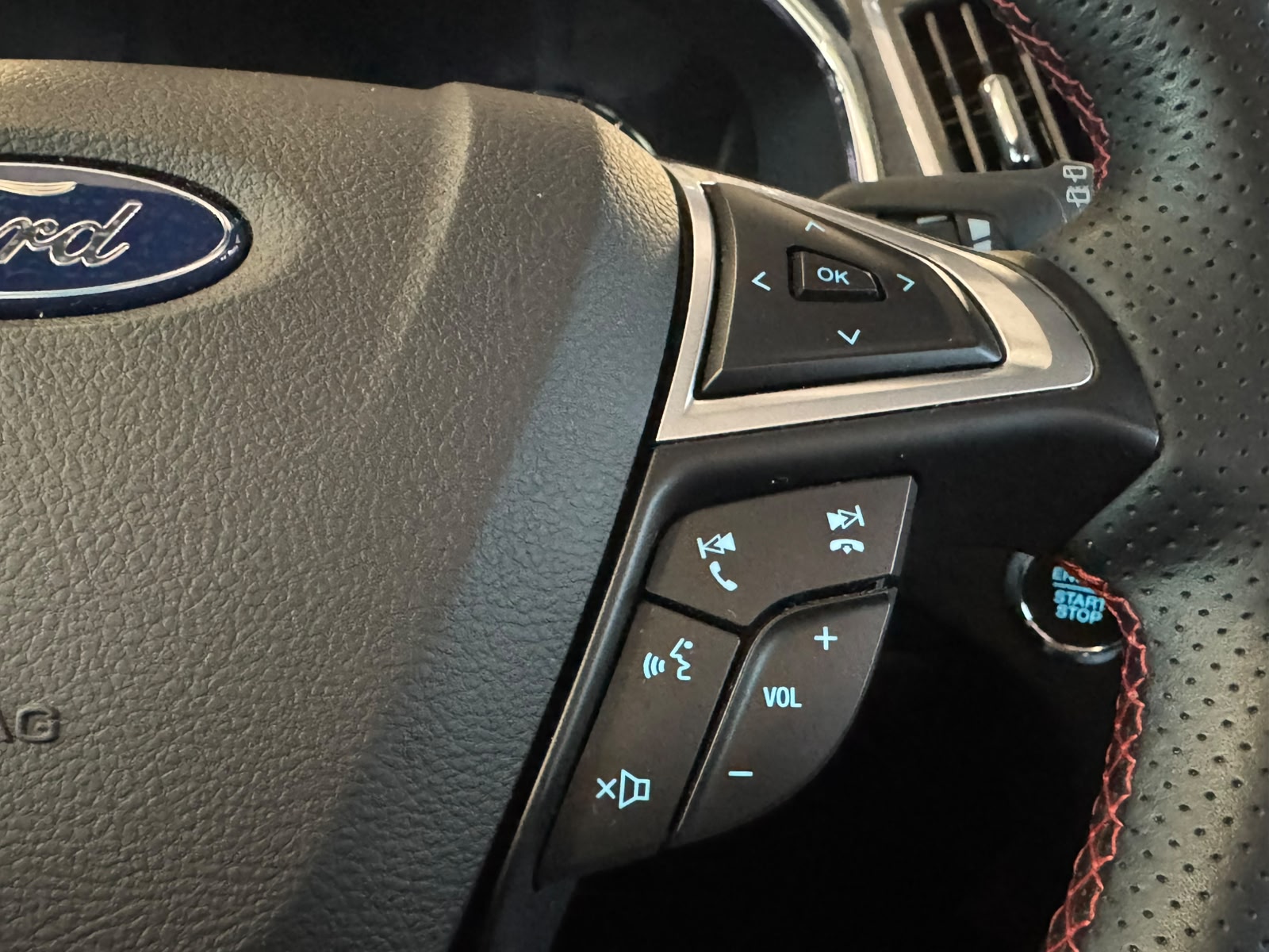 FORD S-Max 2.5 FHEV ST-Line 7 Pl-image-14