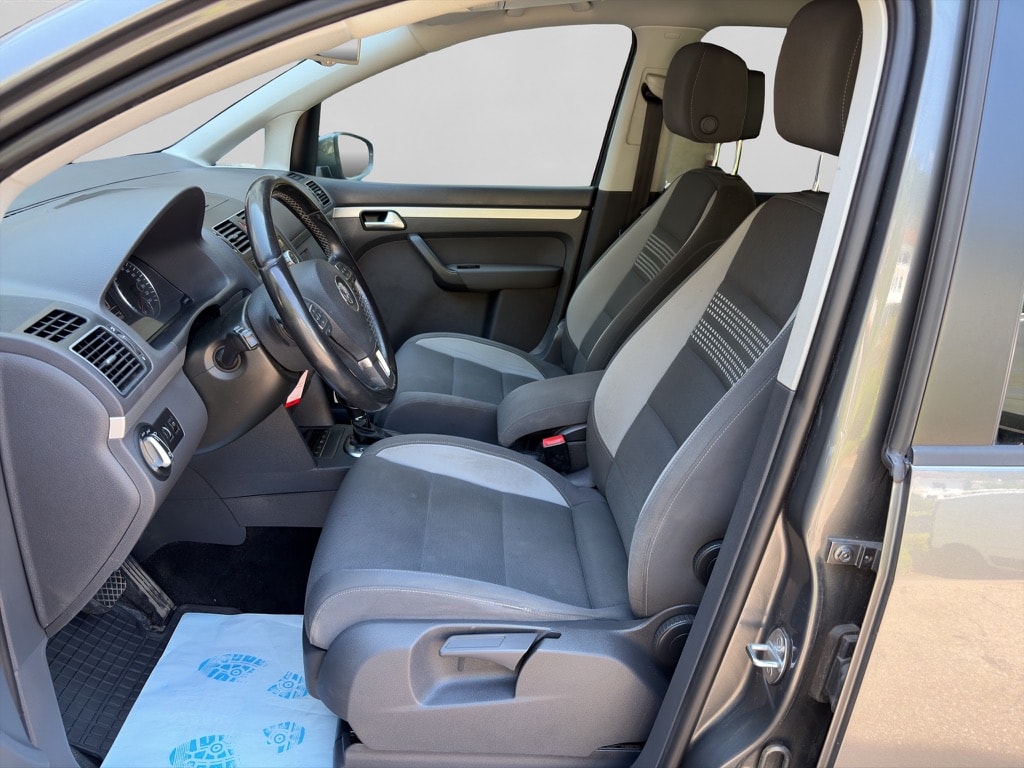 VW Touran 2.0 TDI BMT Comfortline DSG-image-8