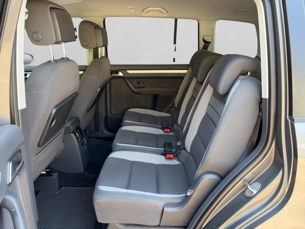 VW Touran 2.0 TDI BMT Comfortline DSG-image-9