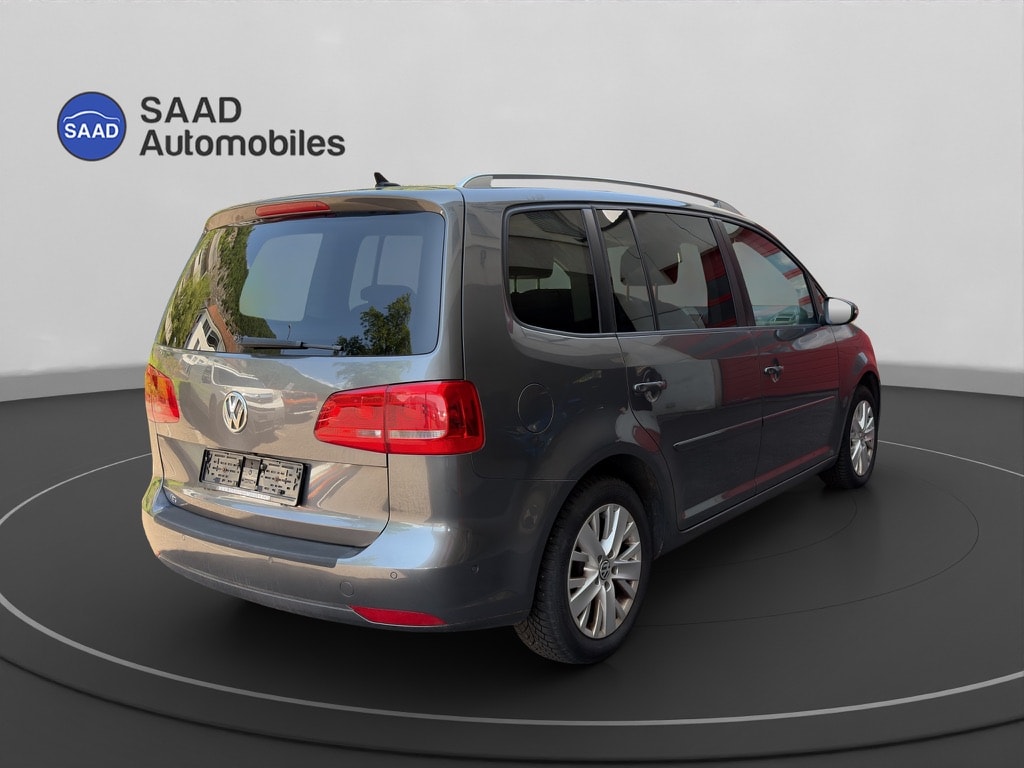 VW Touran 2.0 TDI BMT Comfortline DSG-image-5