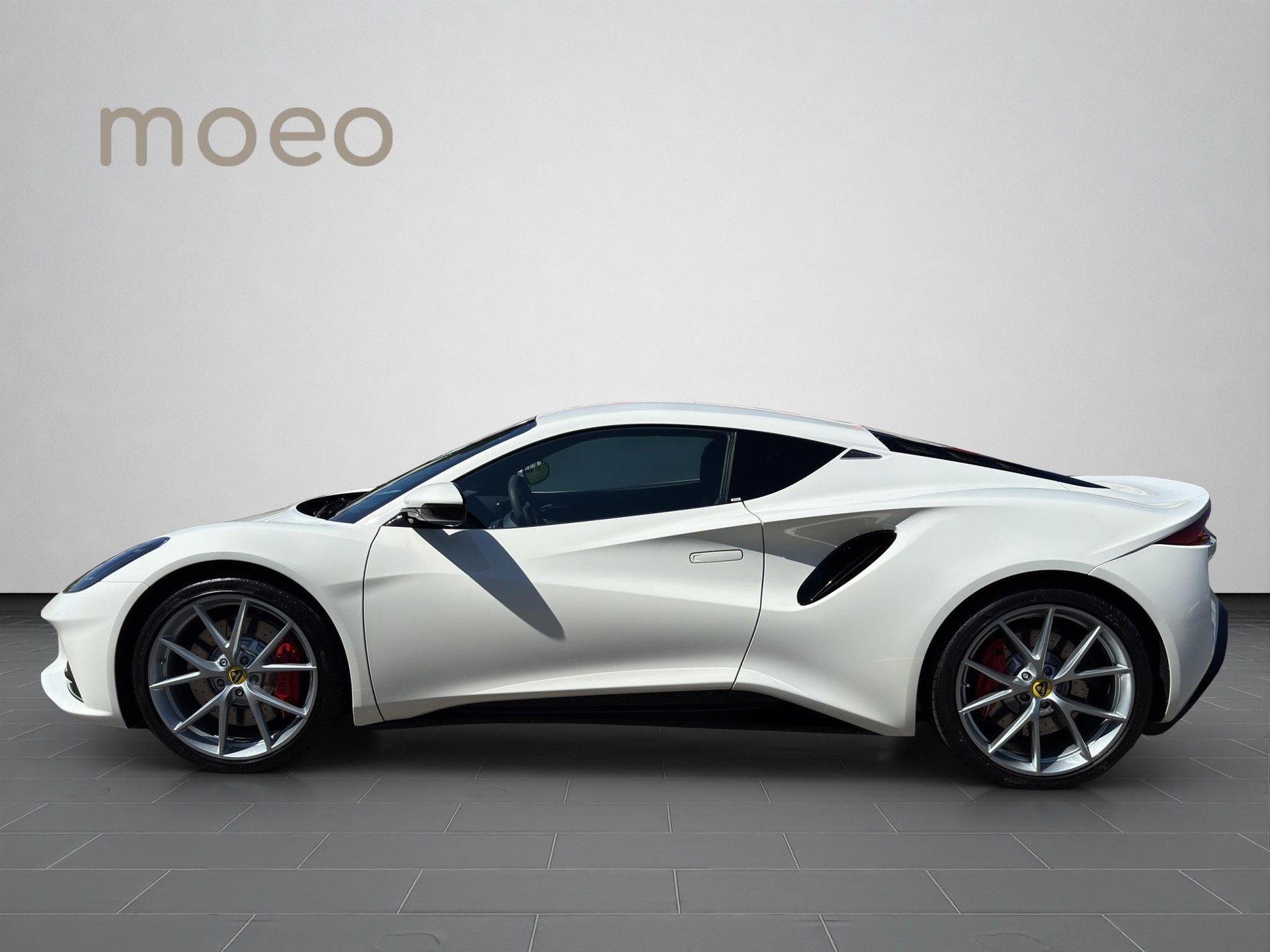 LOTUS Emira 2.0 I4 First Edition-image-1