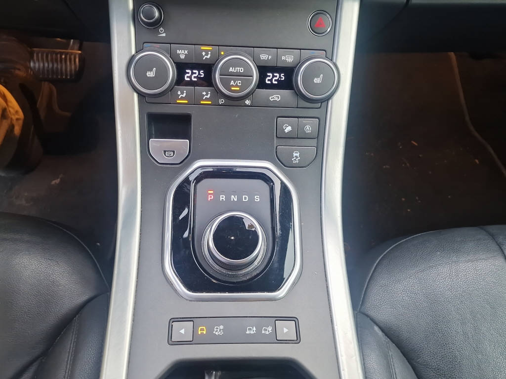 LAND ROVER Range Rover Evoque 2.0 Si4 SE-image-10