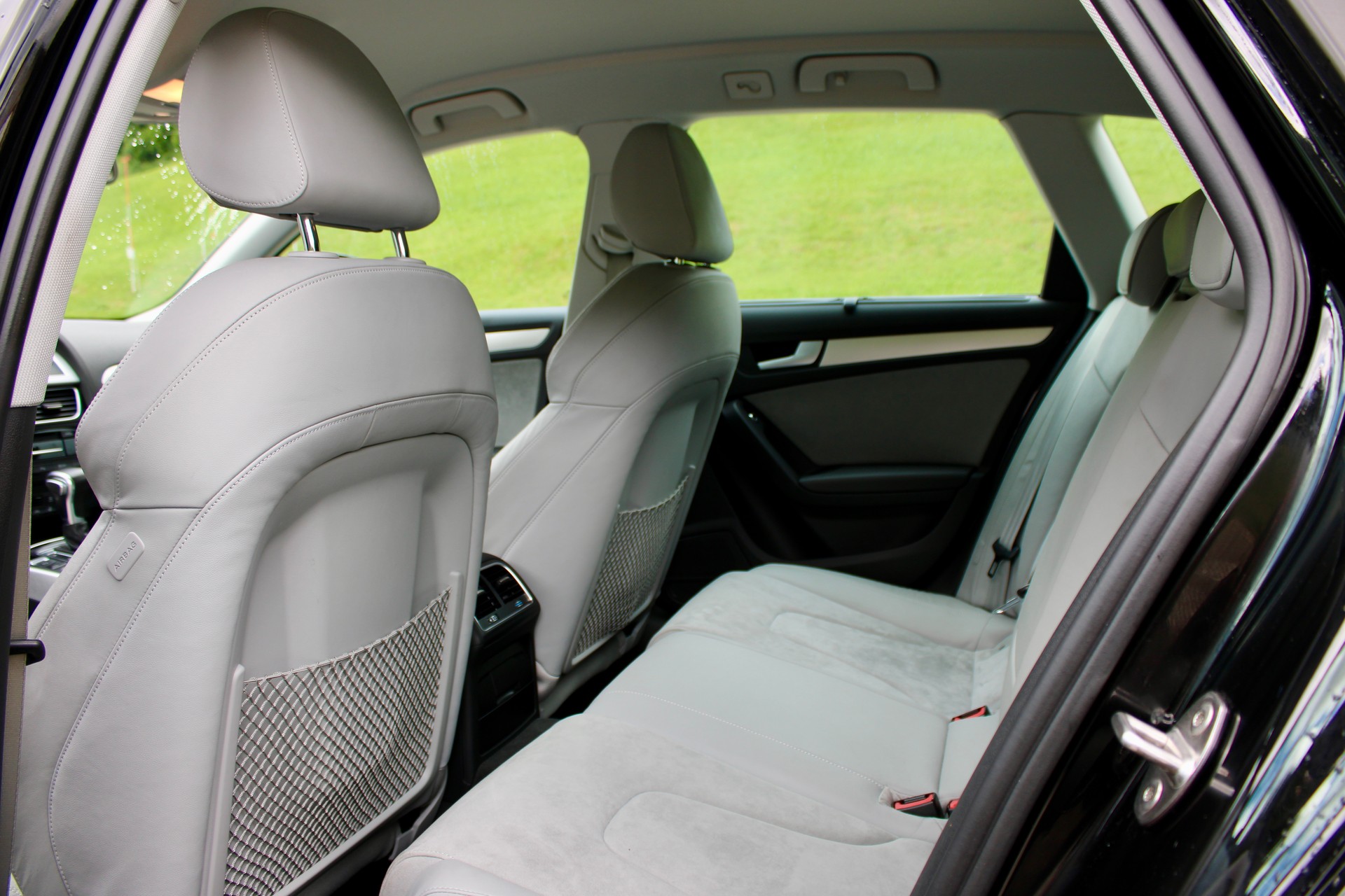 AUDI A4 allroad 2.0 TDI quattro S-tronic-image-10
