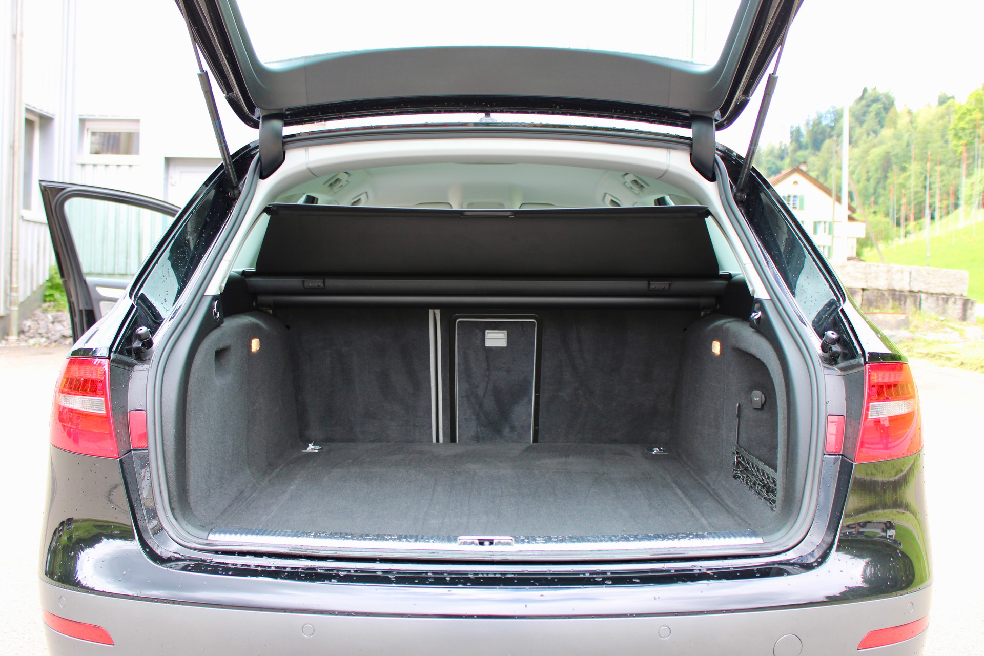AUDI A4 allroad 2.0 TDI quattro S-tronic-image-12