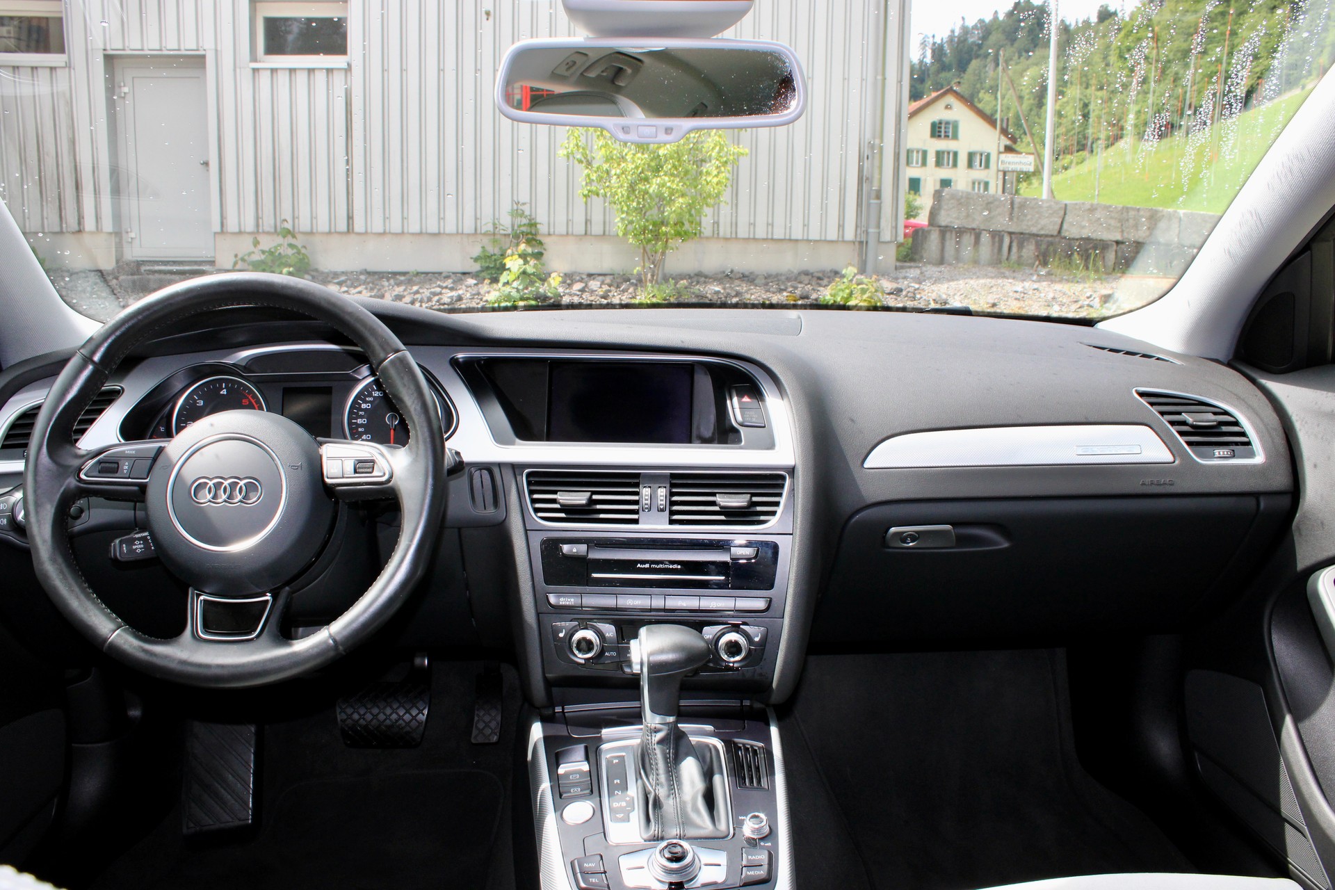 AUDI A4 allroad 2.0 TDI quattro S-tronic-image-8