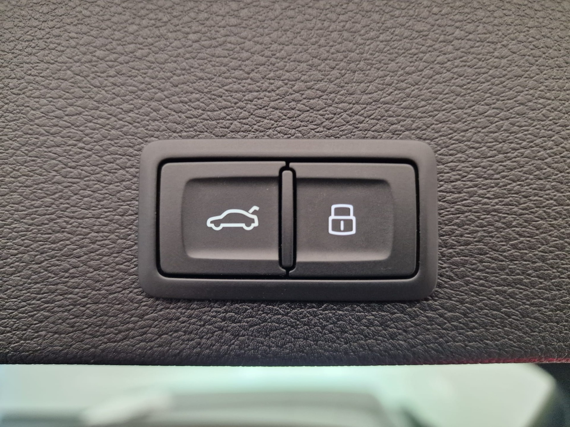 AUDI Q2 35 TFSI Sport S-tronic-image-16