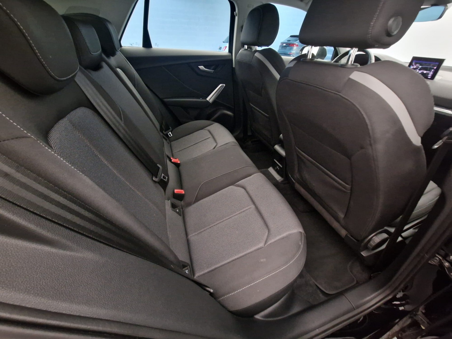 AUDI Q2 35 TFSI Sport S-tronic-image-14