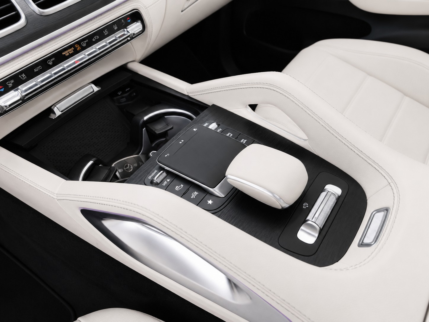 MERCEDES-BENZ GLE 350 de 4matic Coupé CH FAHRZEUG-image-12