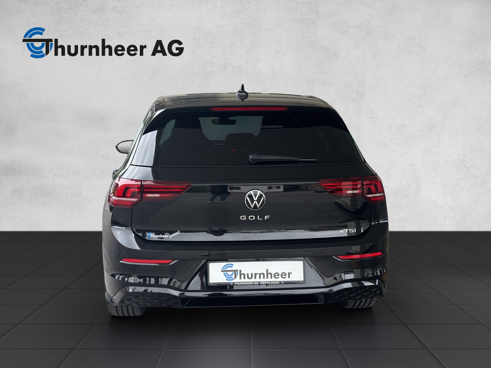 VW Golf 1.5 e TSI mHEV R-Line DSG-image-4