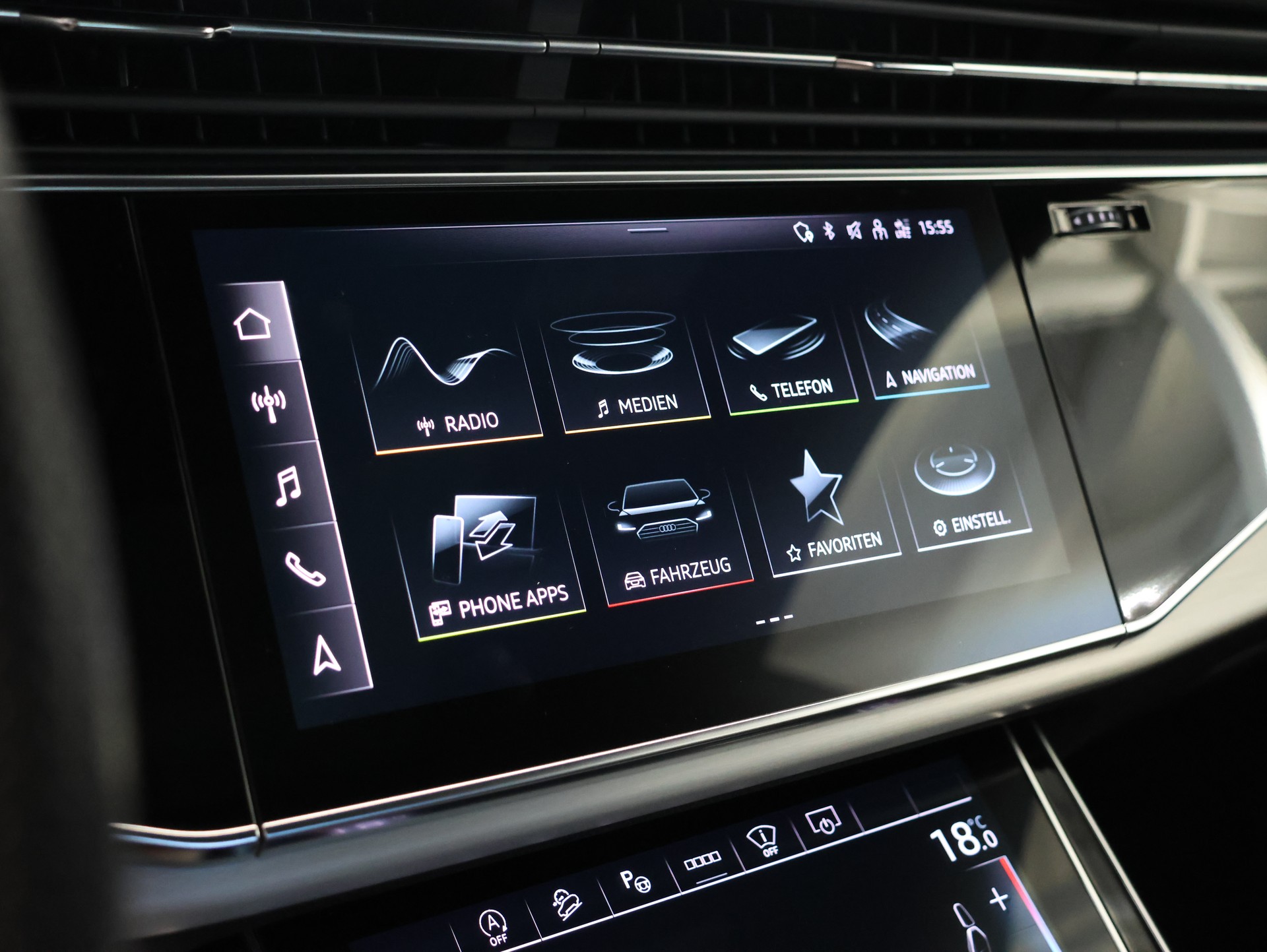 AUDI SQ8 TFSI quattro tiptronic *Premiumpaket* *Assistenzpaket plus* *Pano*-image-24