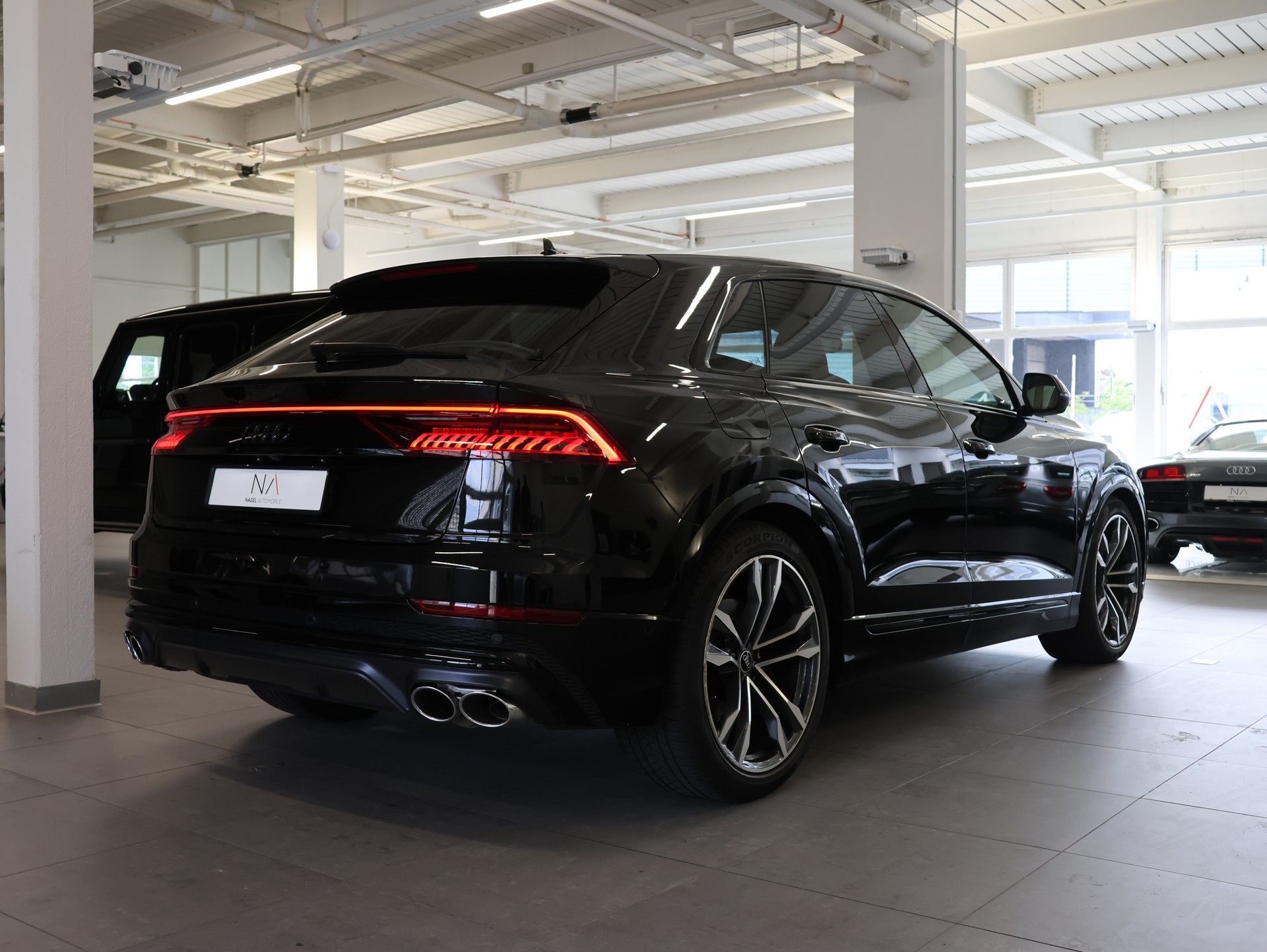AUDI SQ8 TFSI quattro tiptronic *Premiumpaket* *Assistenzpaket plus* *Pano*-image-5