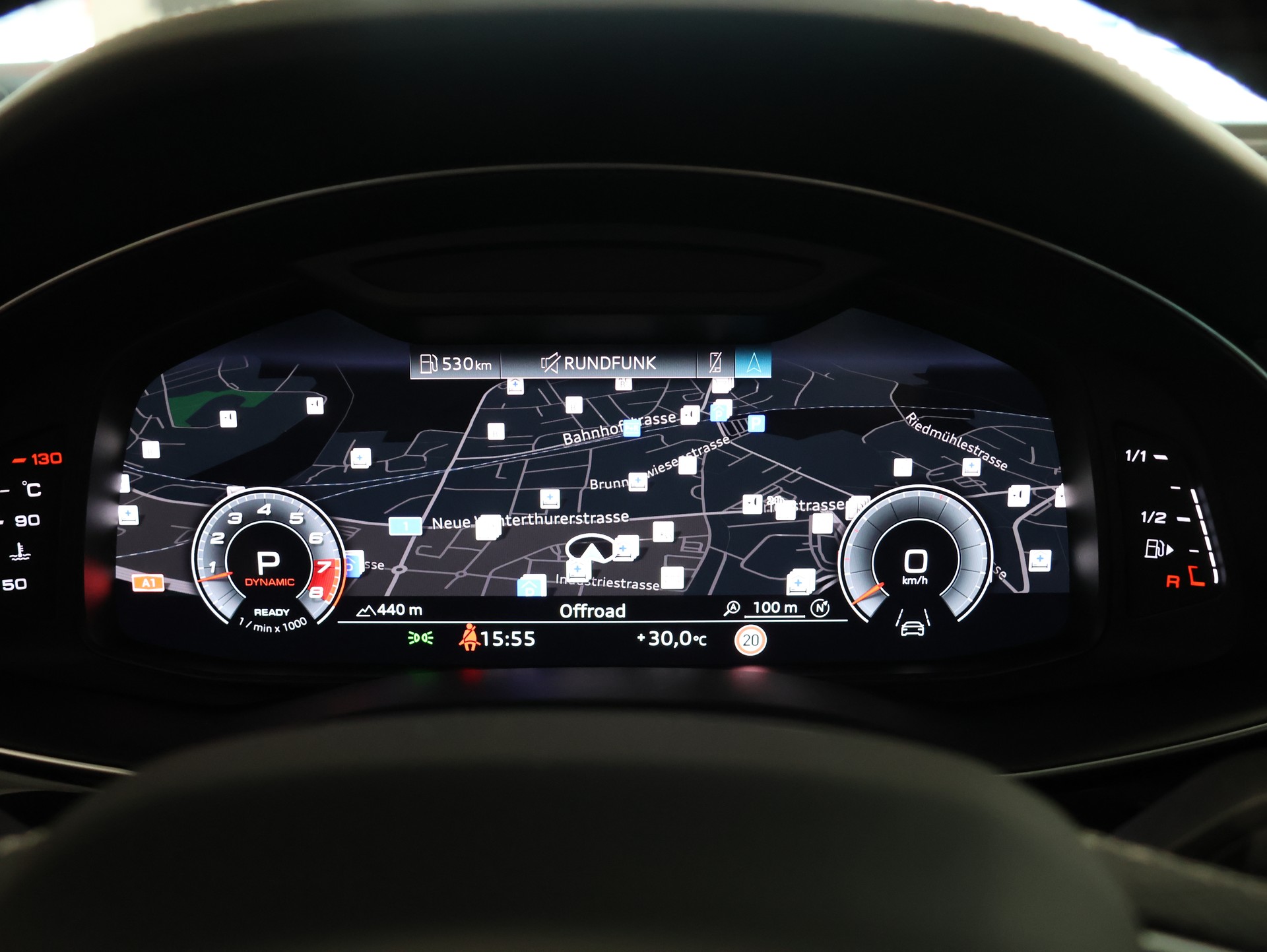 AUDI SQ8 TFSI quattro tiptronic *Premiumpaket* *Assistenzpaket plus* *Pano*-image-23