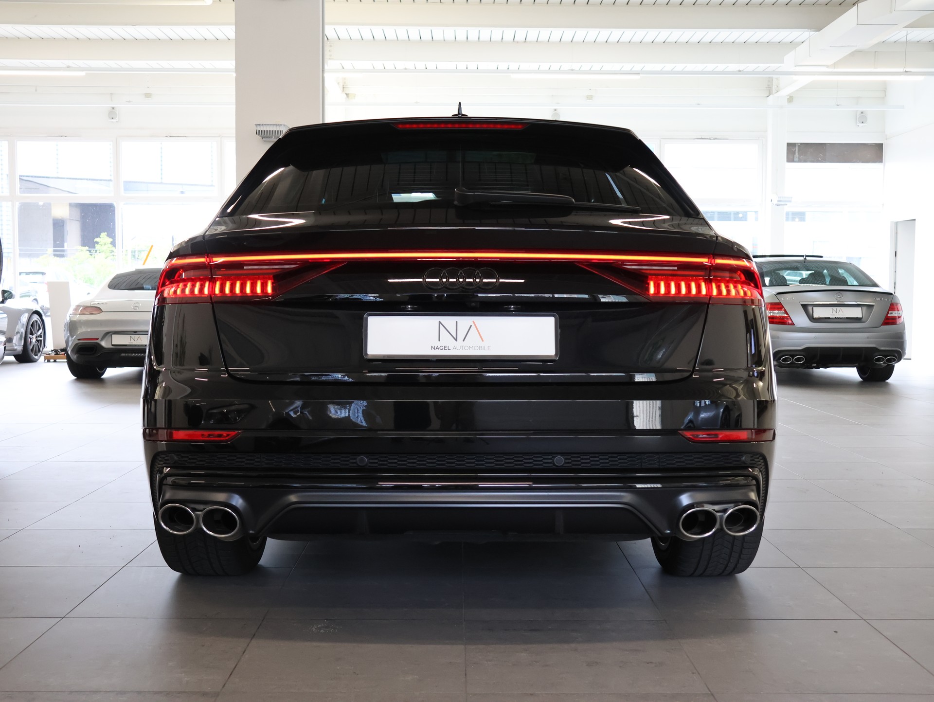 AUDI SQ8 TFSI quattro tiptronic *Premiumpaket* *Assistenzpaket plus* *Pano*-image-4