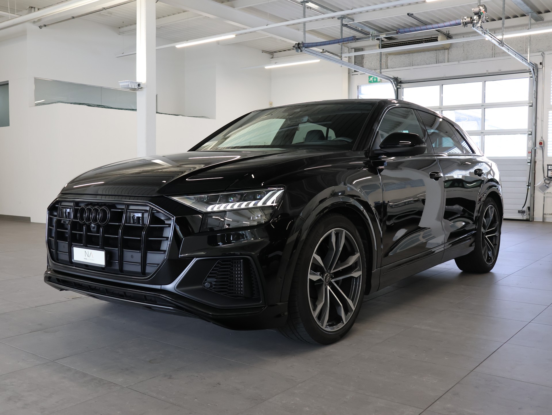 AUDI SQ8 TFSI quattro tiptronic *Premiumpaket* *Assistenzpaket plus* *Pano*-image-3