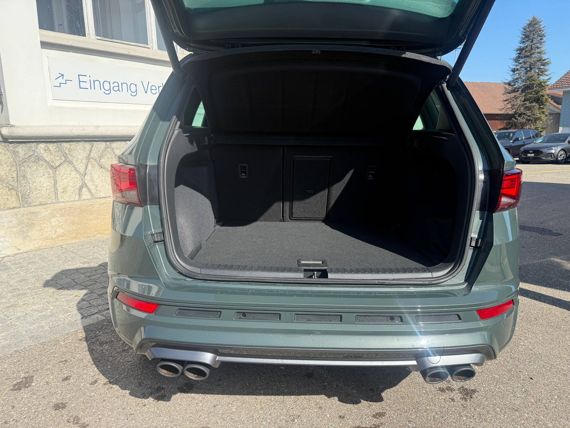 CUPRA Ateca 2.0 TSI VZ 4Drive DSG * 20 ZOLL 5 JAHRE GARANTIE EL SITZE LENKRAD HEIZUNG *-image-7