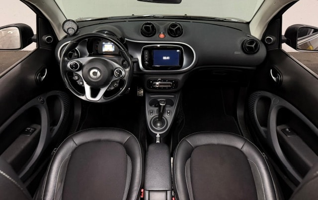 SMART fortwo Brabus 110 twinmatic-image-12