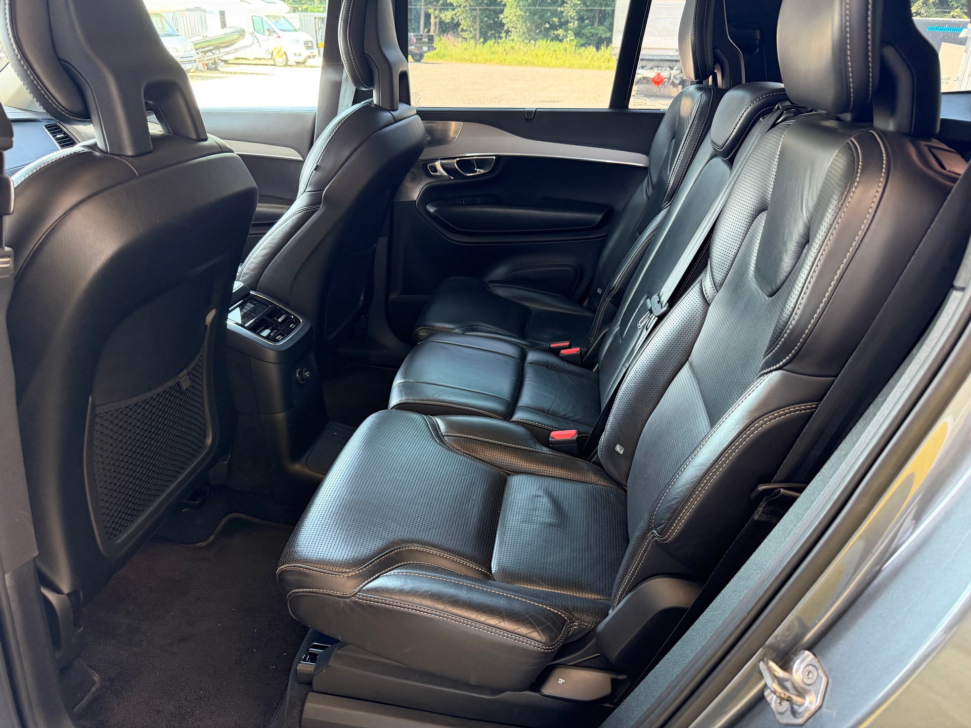 VOLVO XC90 T8 AWD Inscription Geartronic-image-8