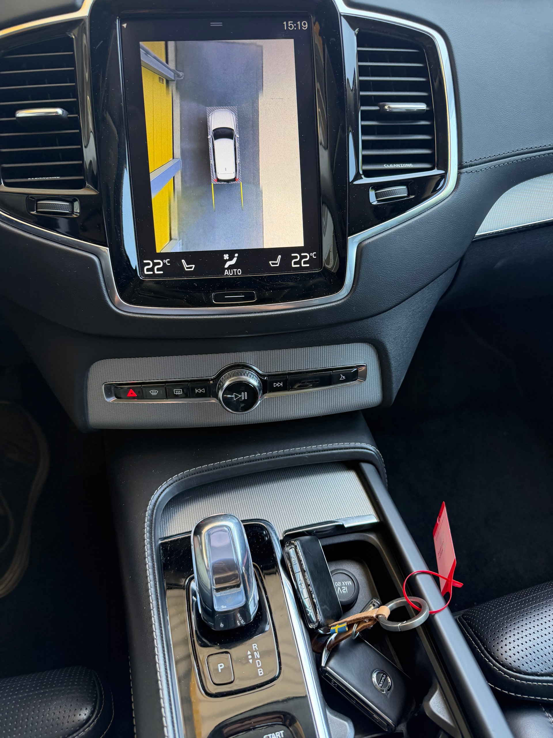 VOLVO XC90 T8 AWD Inscription Geartronic-image-12