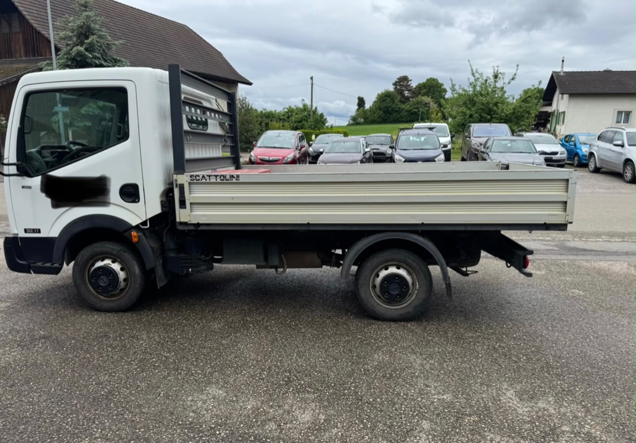 NISSAN Cabstar Premium 32.11-image-1