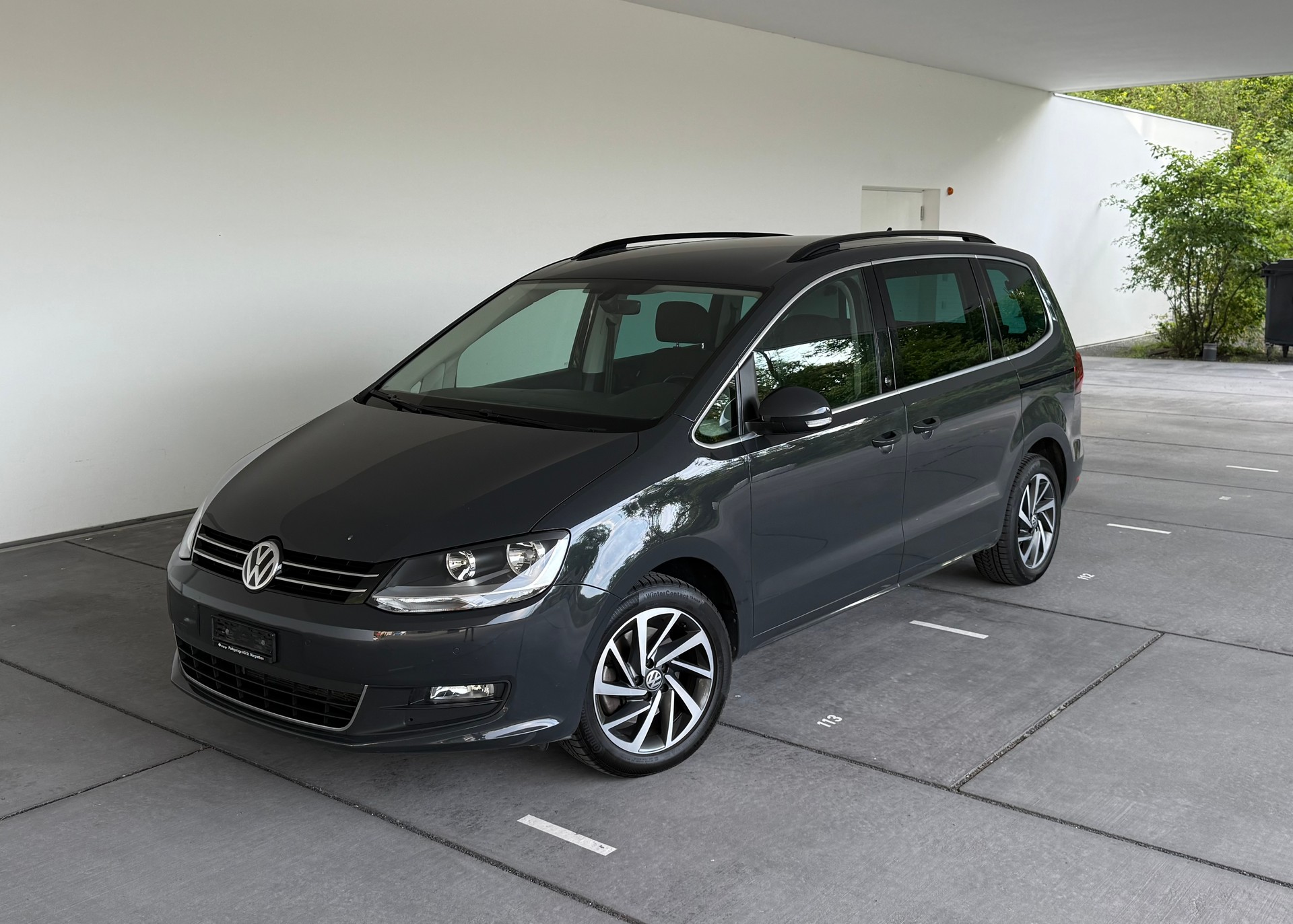 VW Sharan 2.0 TDI BMT Sound 4Motion DSG-image-0