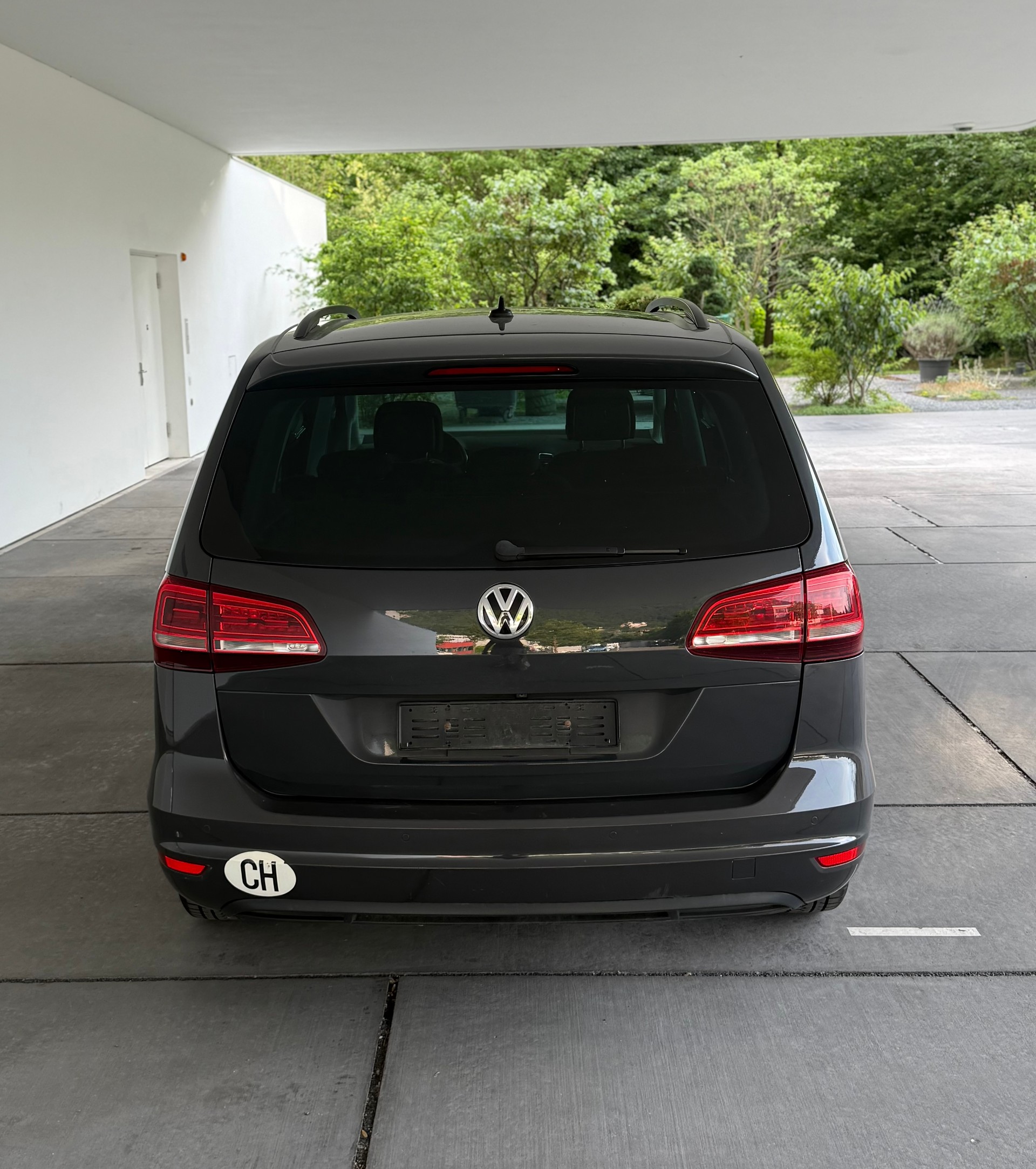 VW Sharan 2.0 TDI BMT Sound 4Motion DSG-image-7