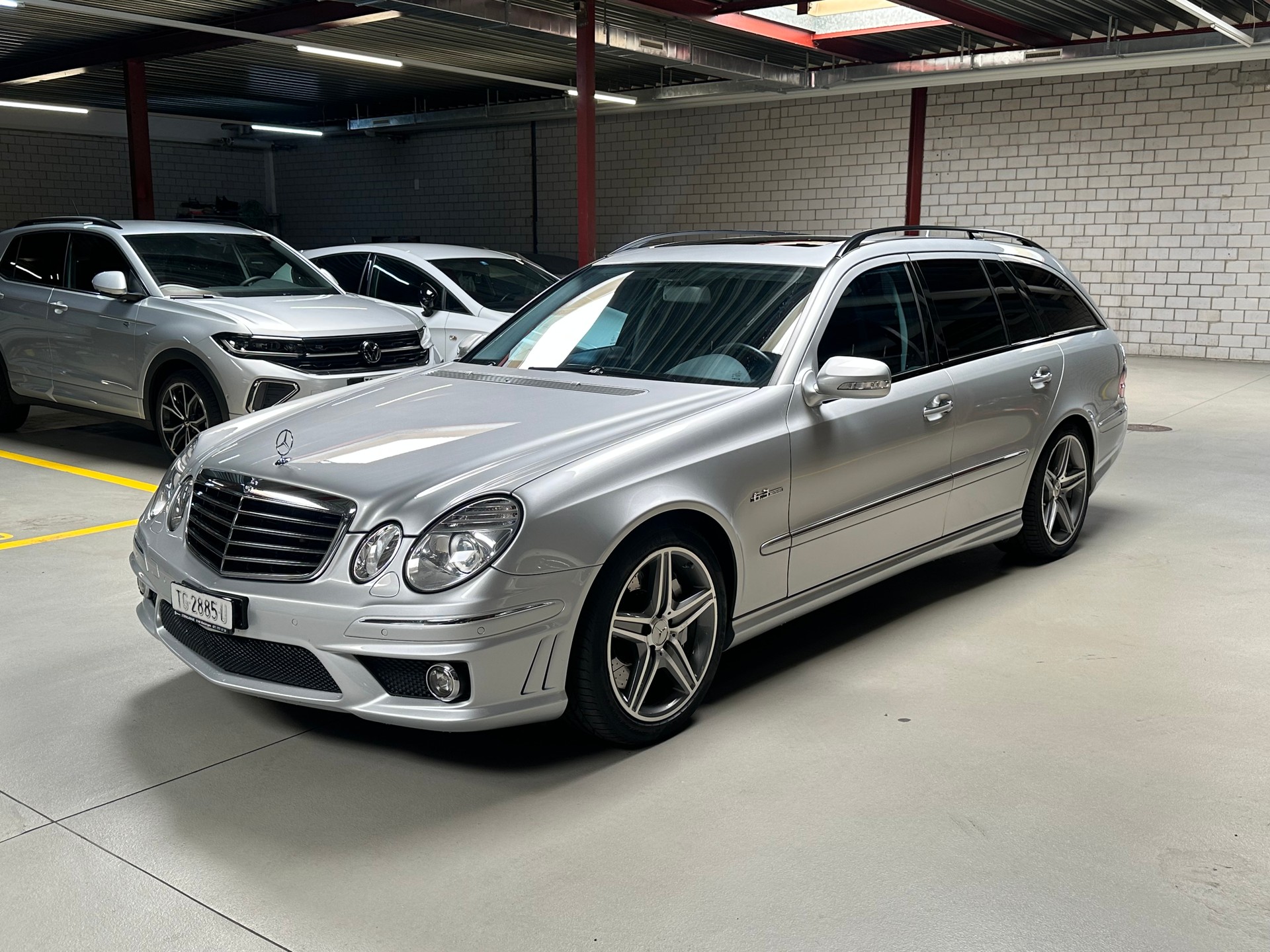 MERCEDES-BENZ E 63 AMG Avantgarde 7G-Tronic-image-0