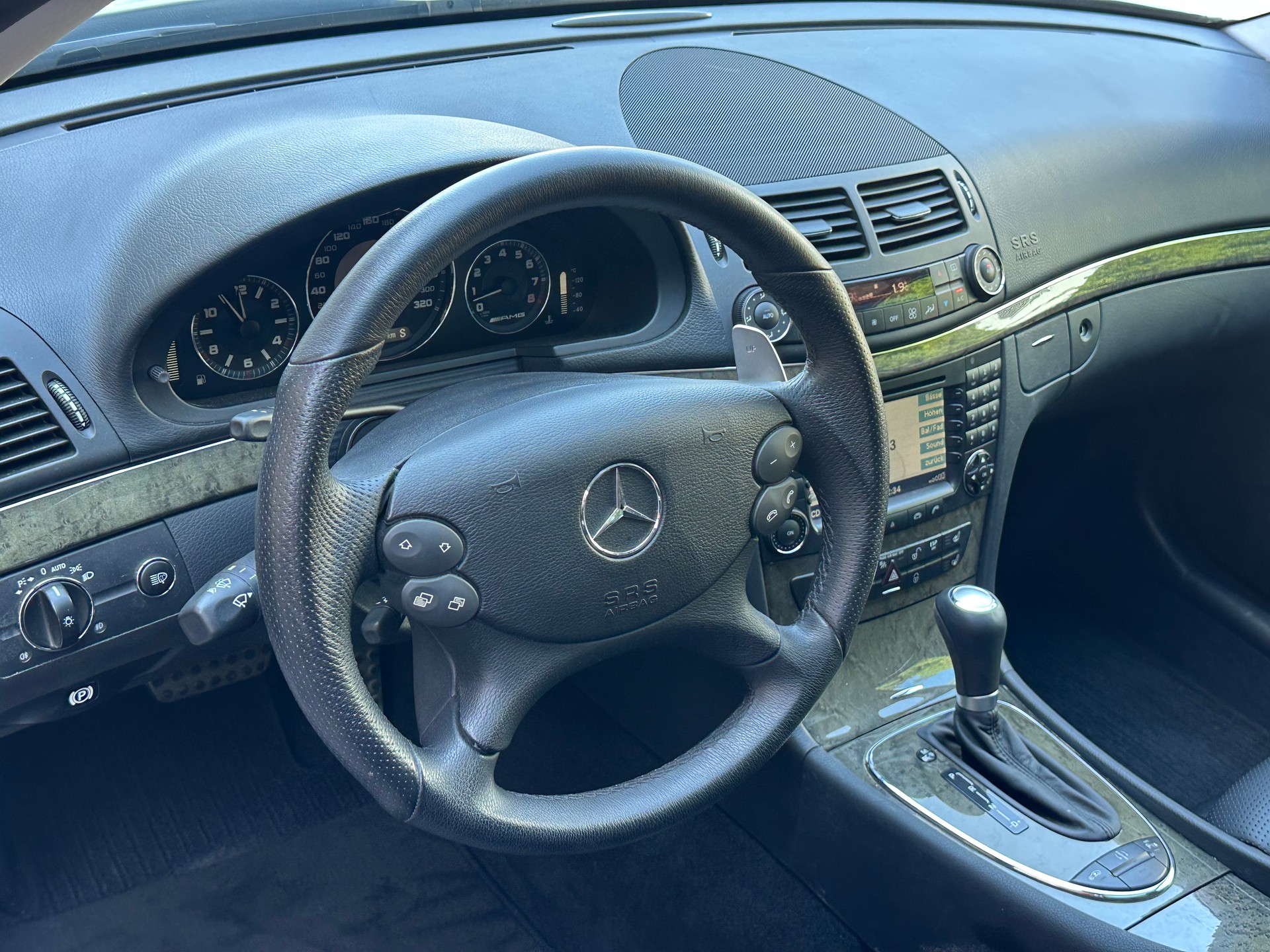 MERCEDES-BENZ E 63 AMG Avantgarde 7G-Tronic-image-13