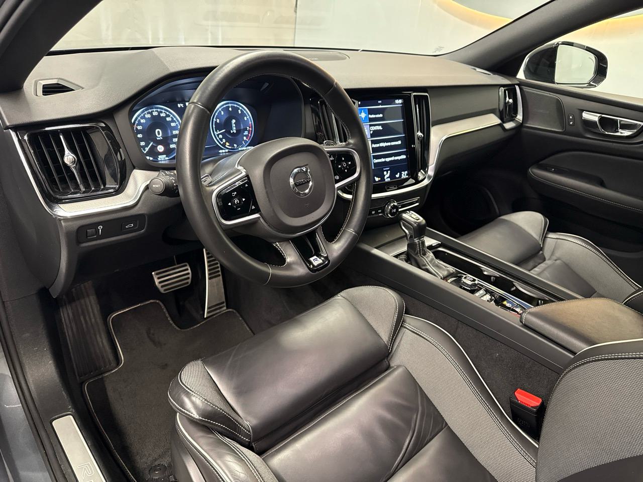 VOLVO S60 T5 R-Design Geartronic-image-2