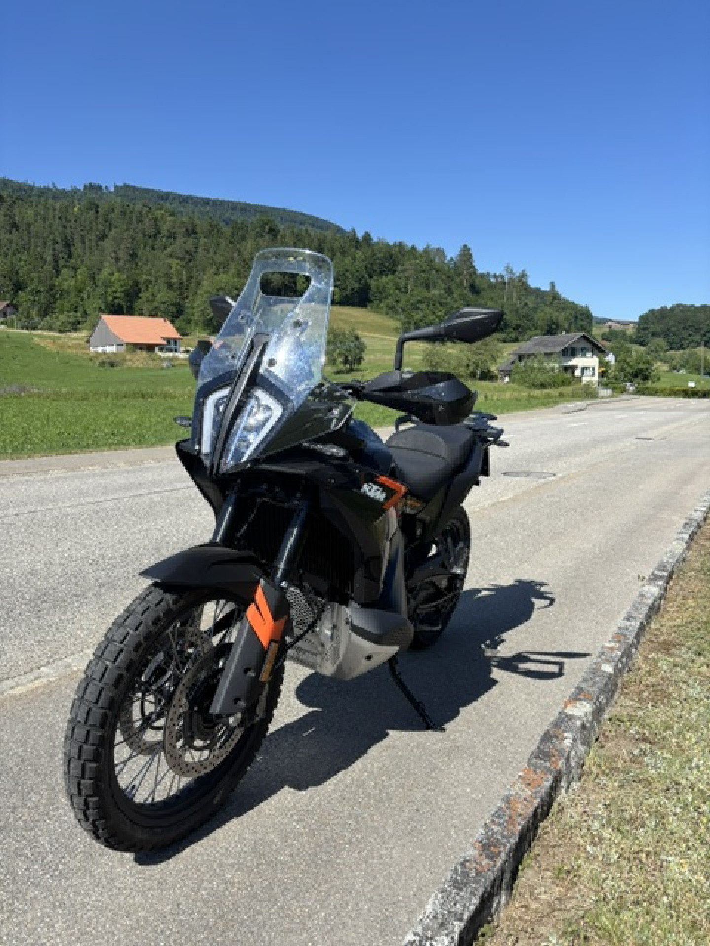 KTM 790 Adventure-image-3