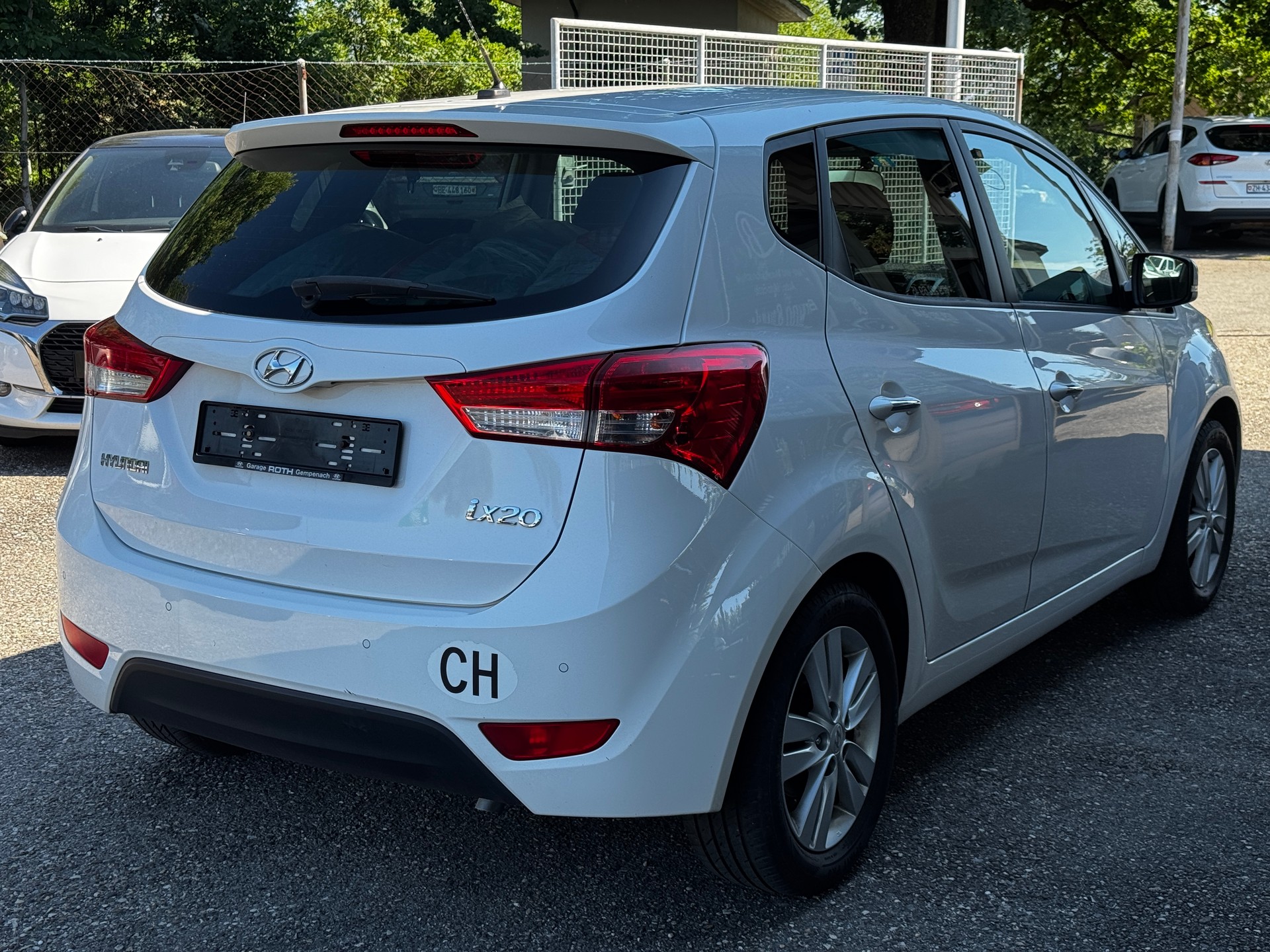 HYUNDAI iX20 1.6 Style Automatic-image-6
