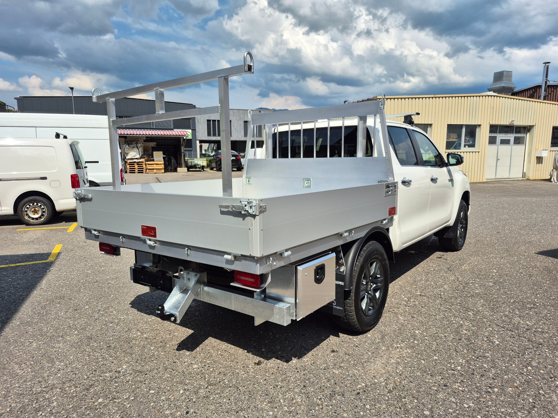 TOYOTA Hilux 2.4d Style Double Cab 4x4 A-image-4