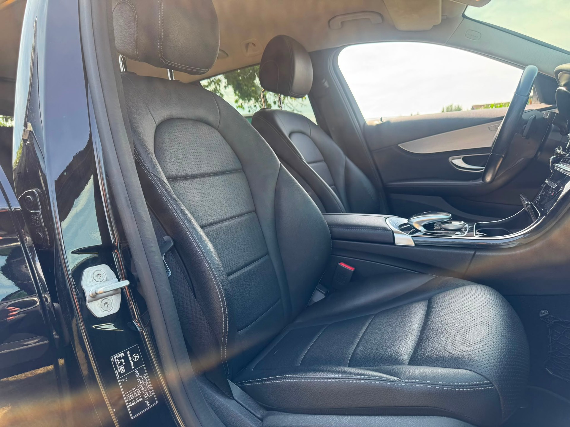 MERCEDES-BENZ C 250 BlueTEC Avantgarde 4Matic 7G-Tronic-image-14