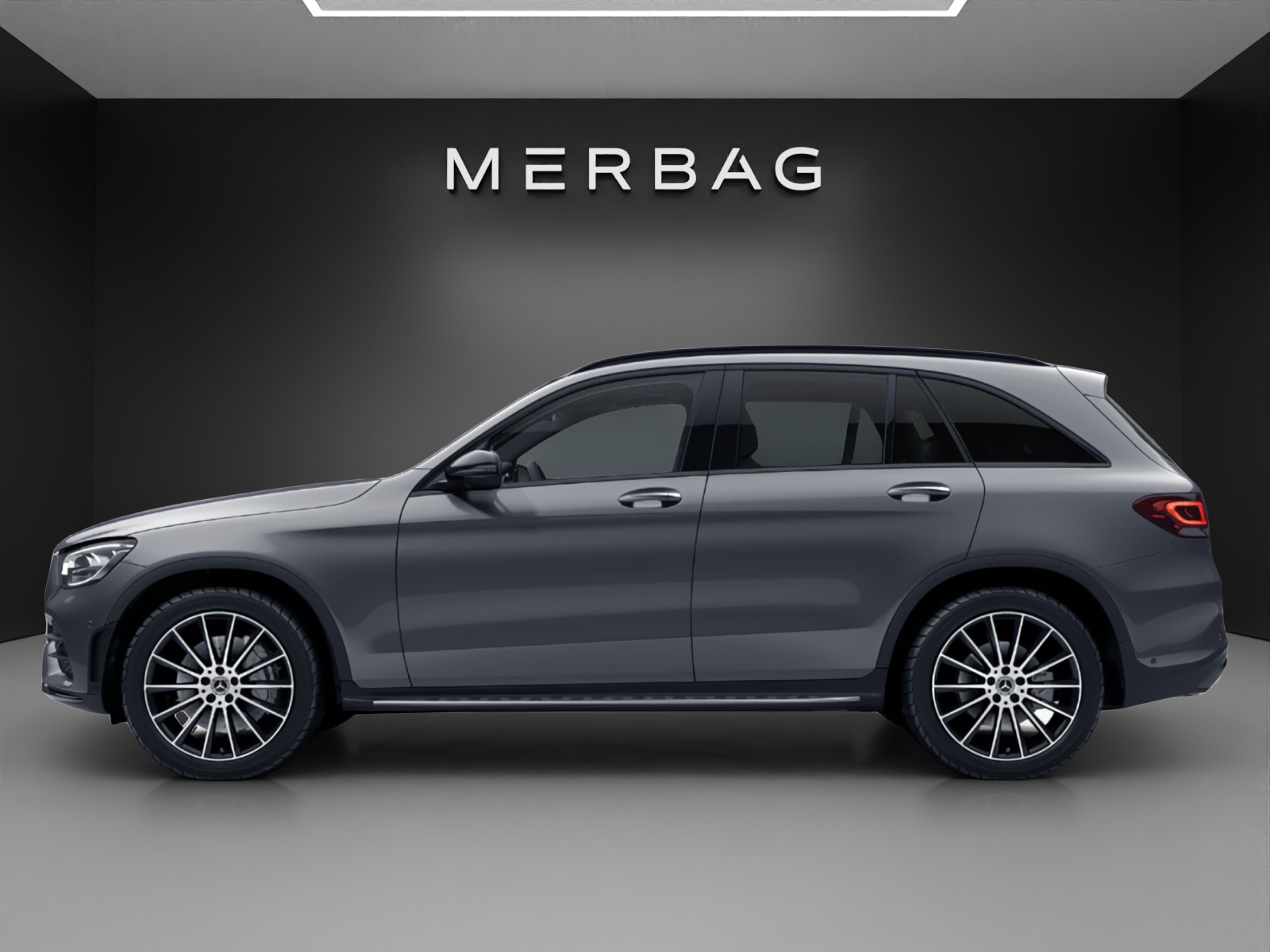 MERCEDES-BENZ GLC 200 AMG Line 4Matic 9G-Tronic-image-2