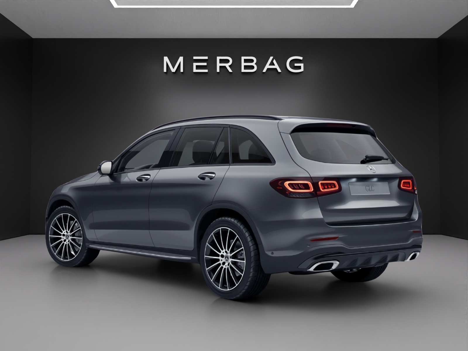 MERCEDES-BENZ GLC 200 AMG Line 4Matic 9G-Tronic-image-3