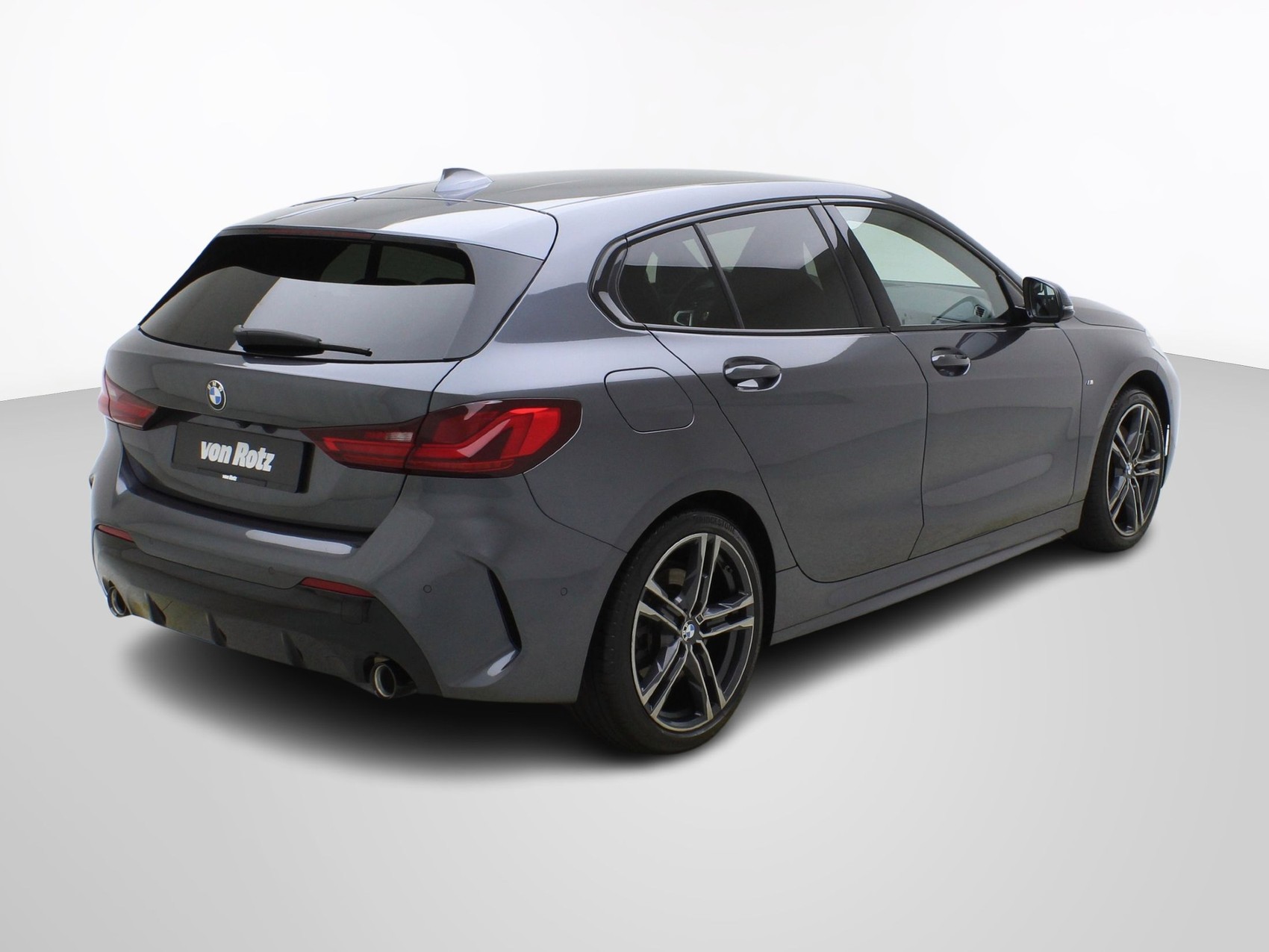 BMW 1er 120d xDrive M Sport-image-4