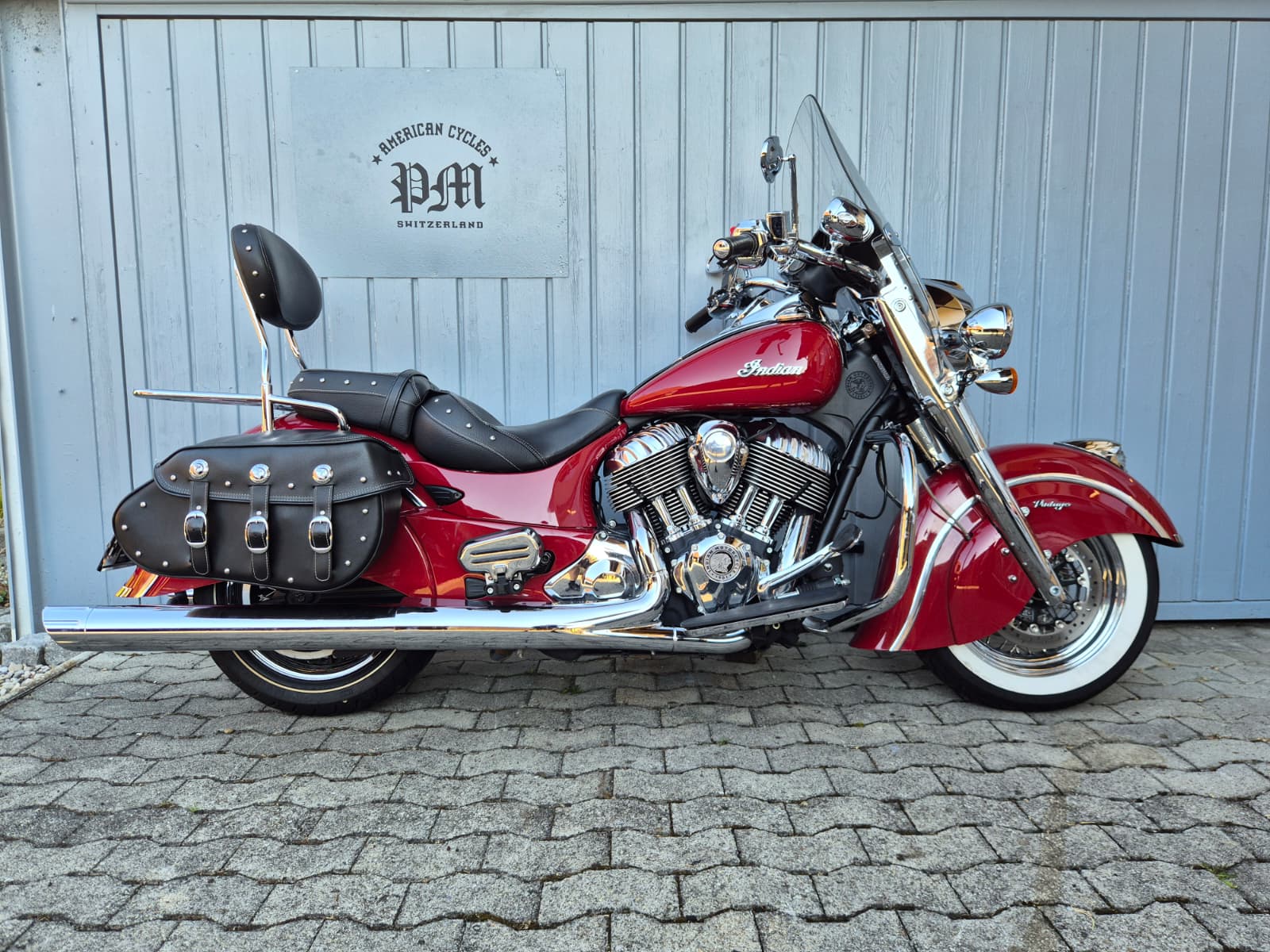 INDIAN Chief Vintage