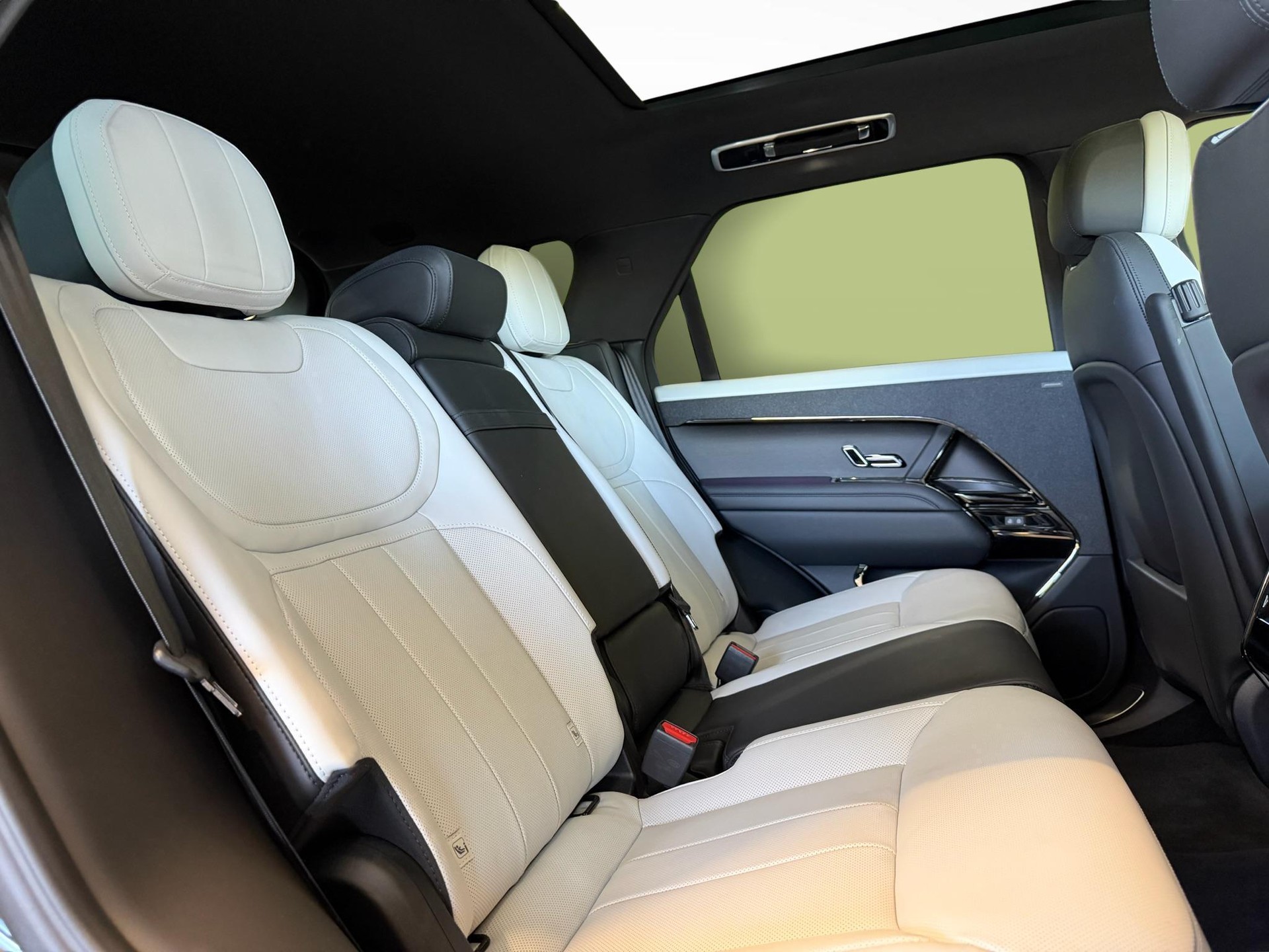 LAND ROVER Range Rover Sport 3.0 Si6 SE Dynamic-image-10