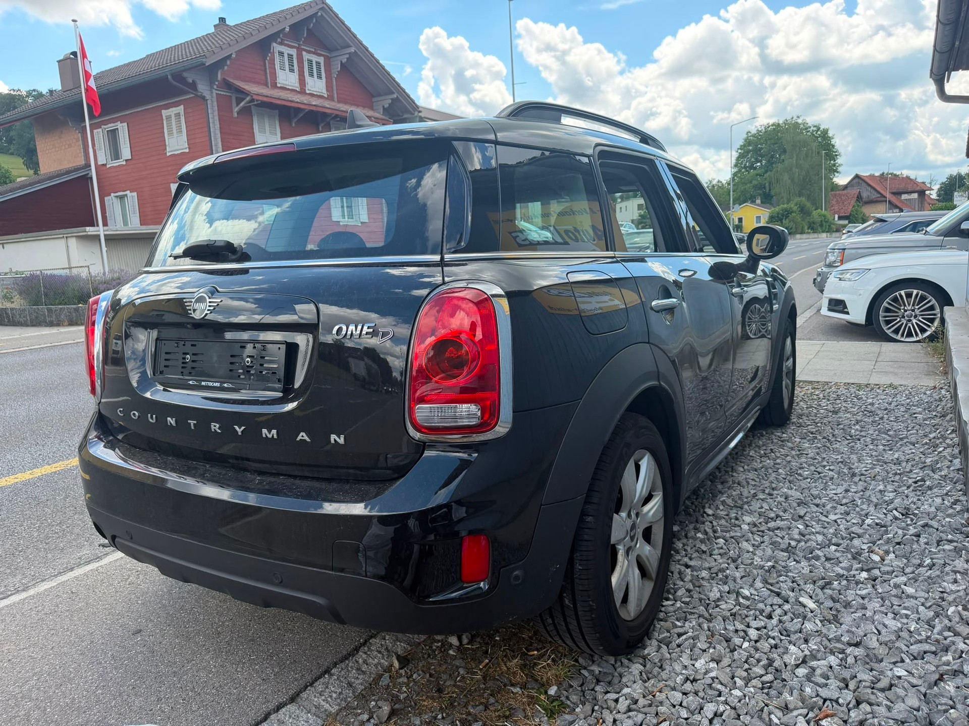 MINI Countryman One D FWD-image-6