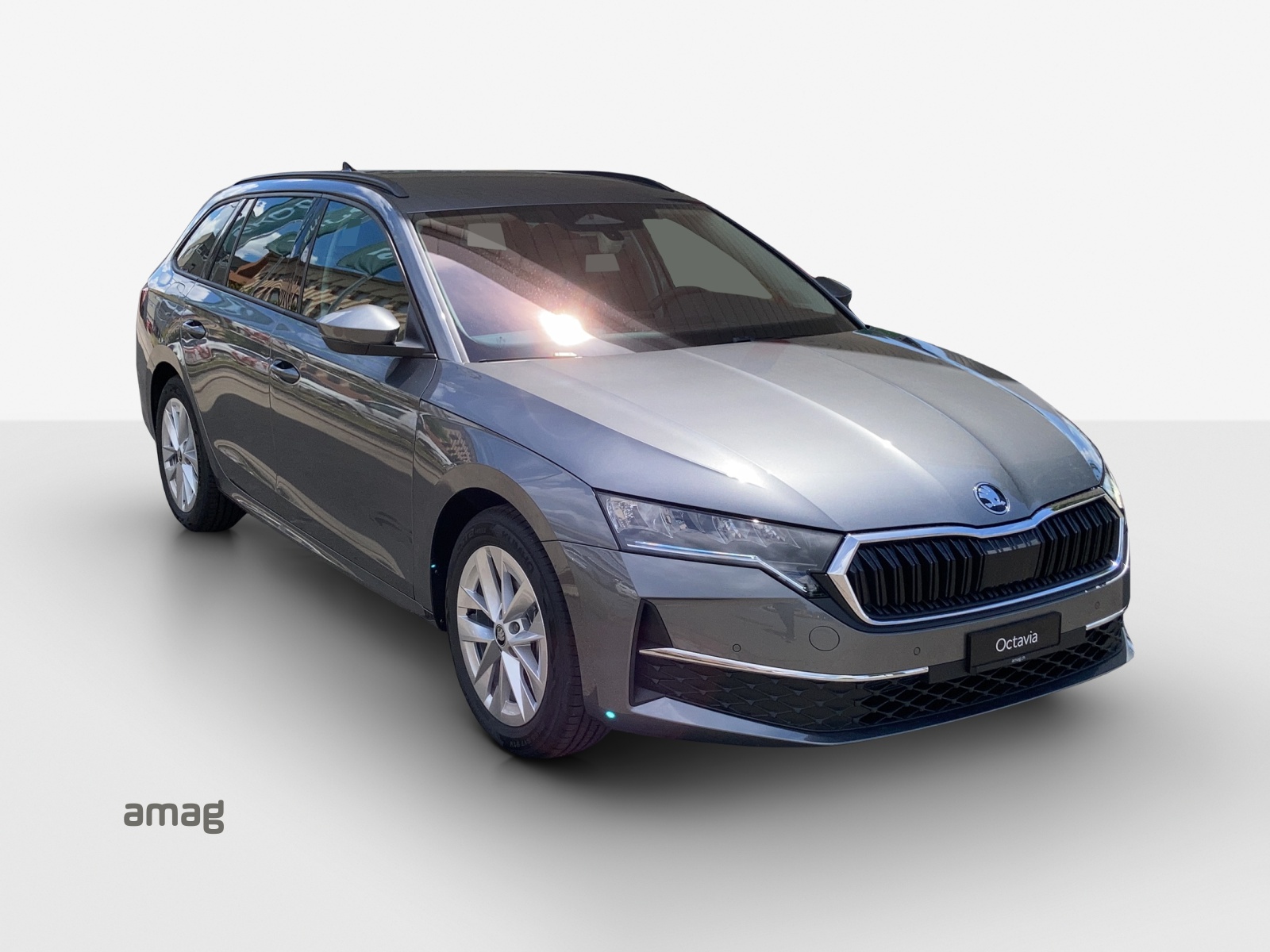 SKODA Octavia Combi 2.0 TSI DSG Selection 4x4-image-5