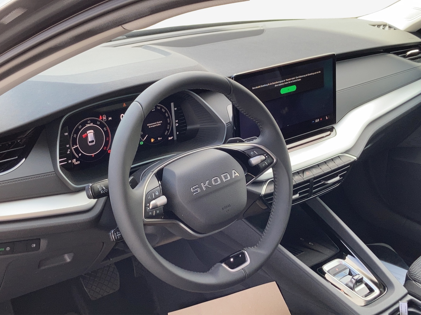 SKODA Octavia Combi 2.0 TSI DSG Selection 4x4-image-9