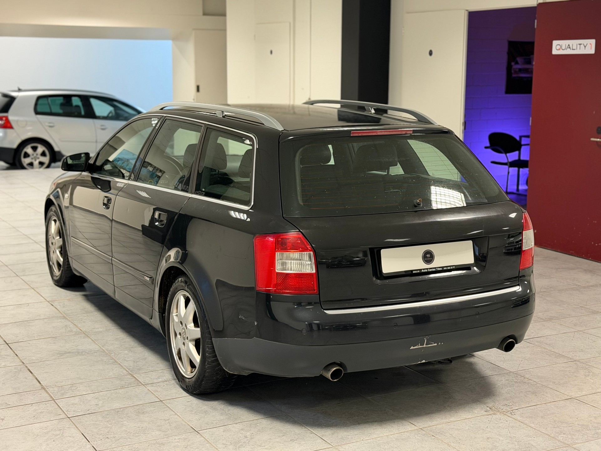 AUDI A4 Avant 1.8 T-image-3