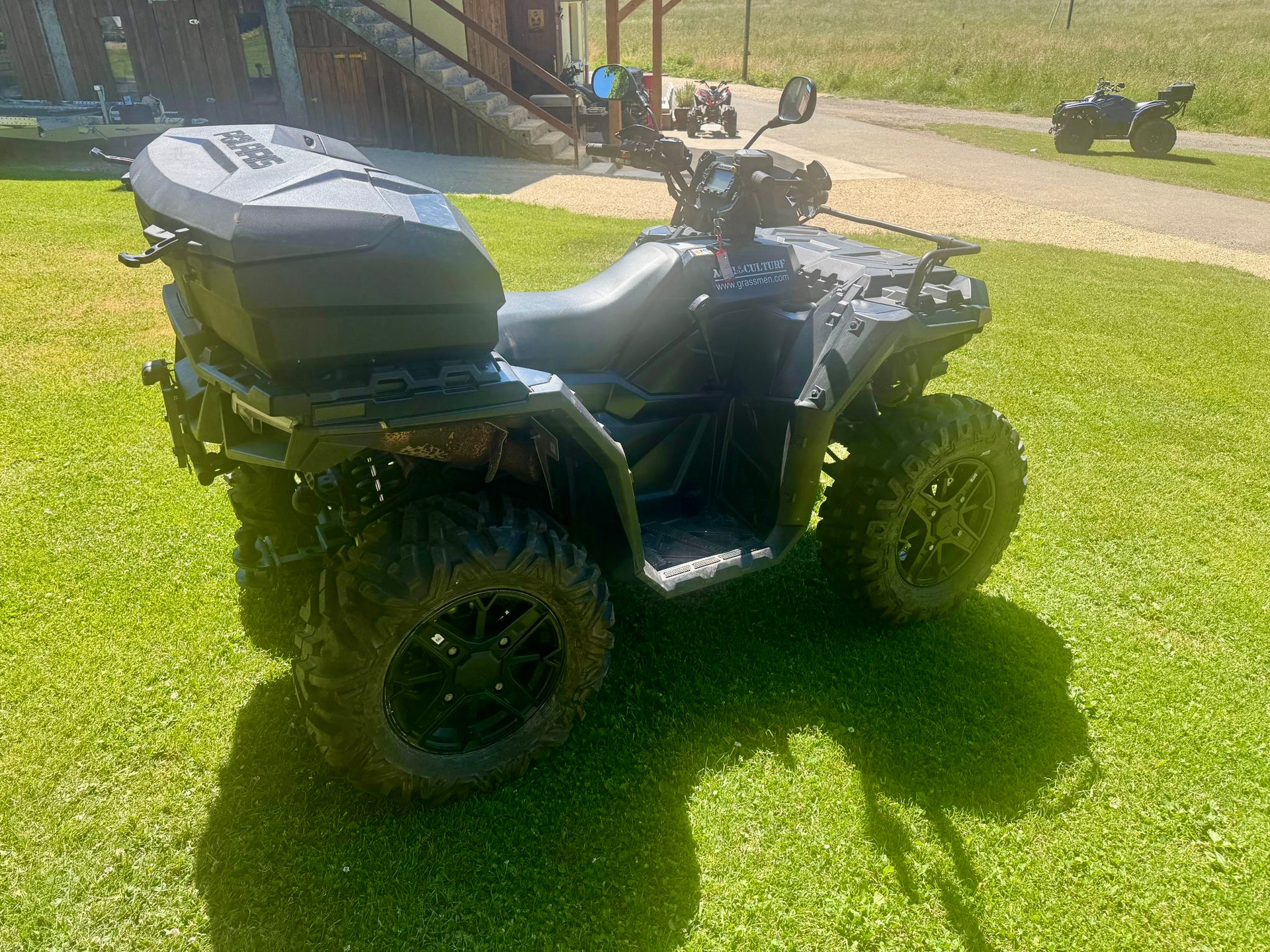 POLARIS Sportsman 1000 EFI 4x4-image-4