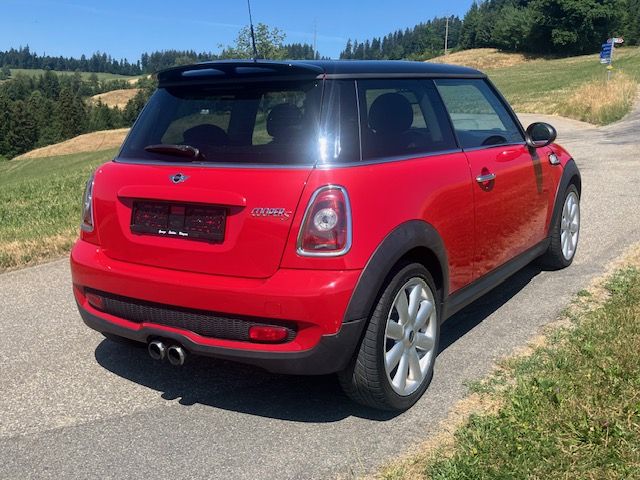 MINI Cooper S-image-1