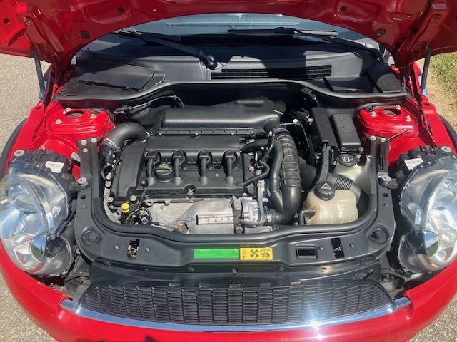MINI Cooper S-image-9